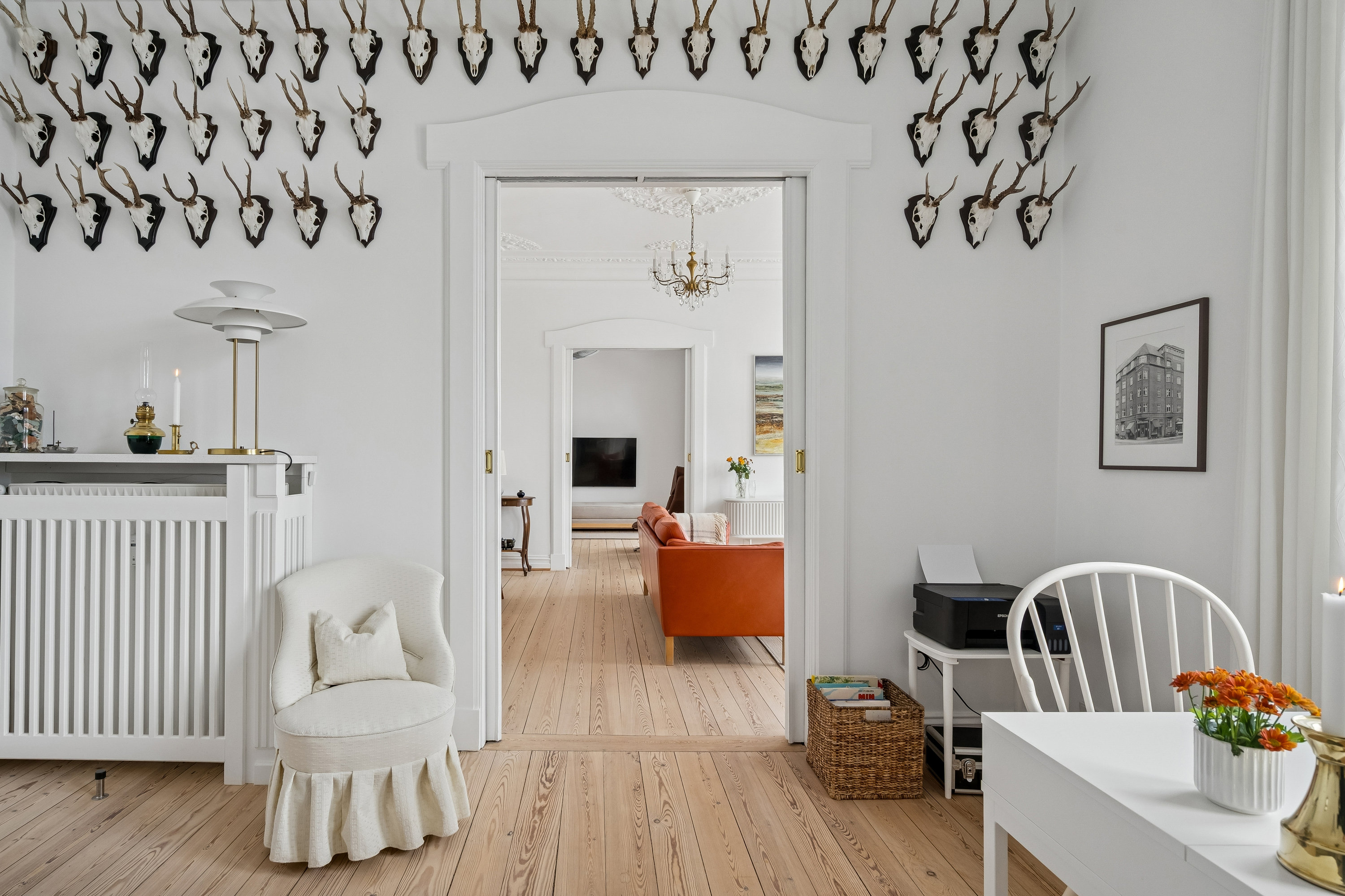 Fremhævet stue billede i fuldskærmstilstand. Billede af Kystvejen 51, 2., 8000 Aarhus C