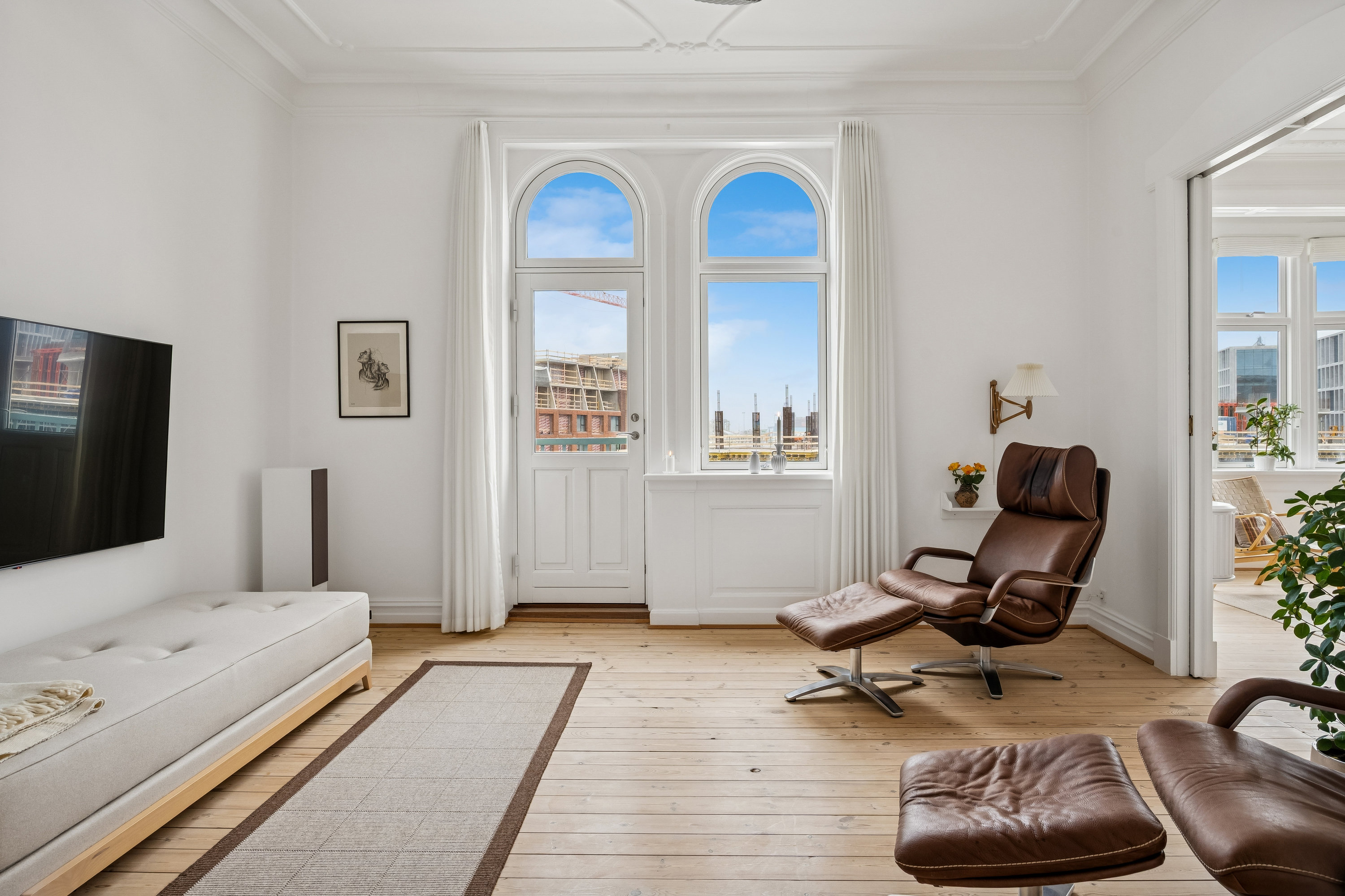 Fremhævet stue billede i fuldskærmstilstand. Billede af Kystvejen 51, 2., 8000 Aarhus C