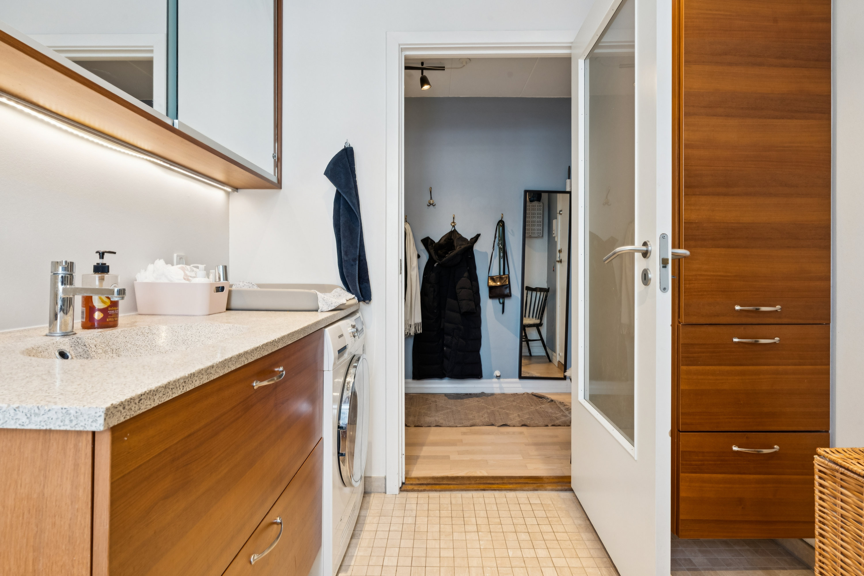 Fremhævet badeværelse billede i fuldskærmstilstand. Billede af Slotsgade 29, 1. tv., 9000 Aalborg