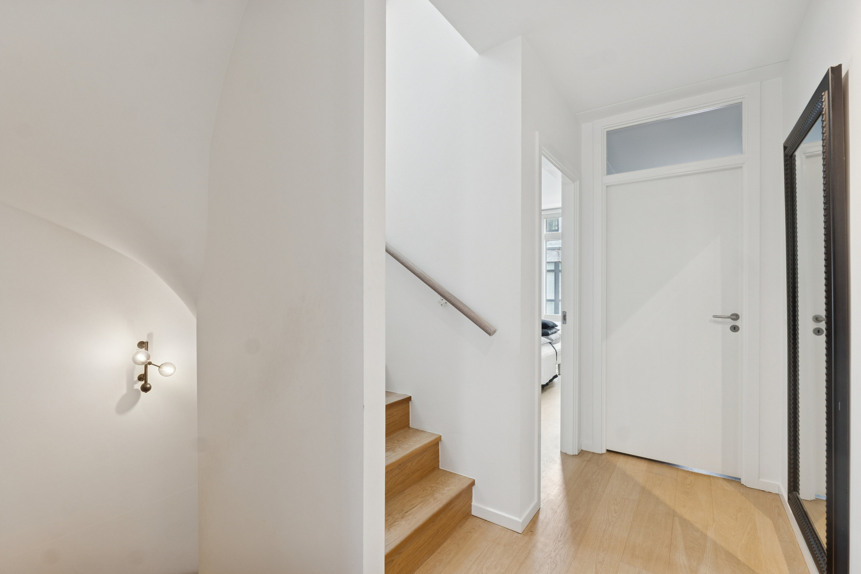 Fremhævet gang billede i fuldskærmstilstand. Billede af J.H. Deuntzers Gade 43, 2300 København S