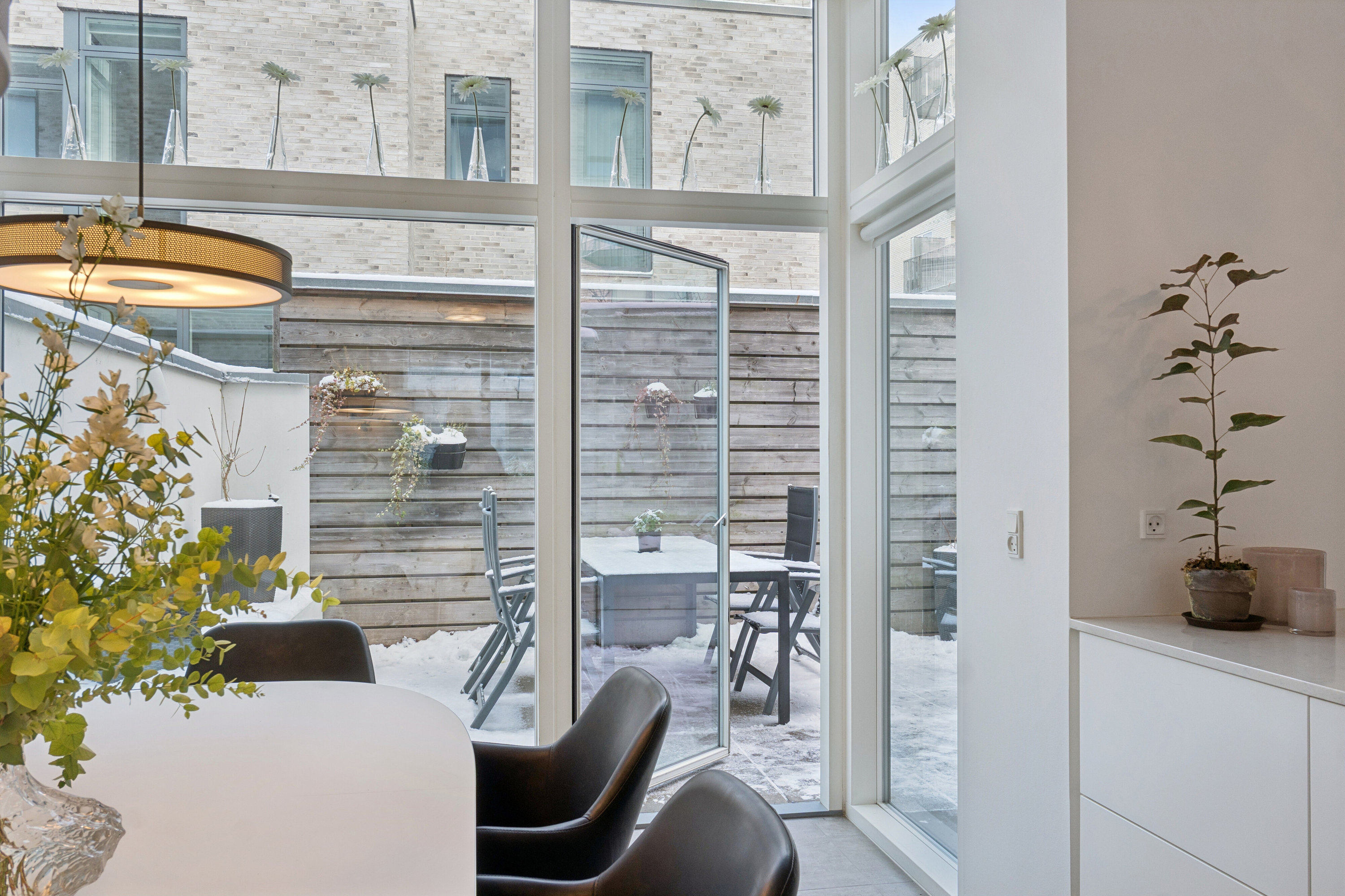 Fremhævet spisestue billede i fuldskærmstilstand. Billede af J.H. Deuntzers Gade 43, 2300 København S