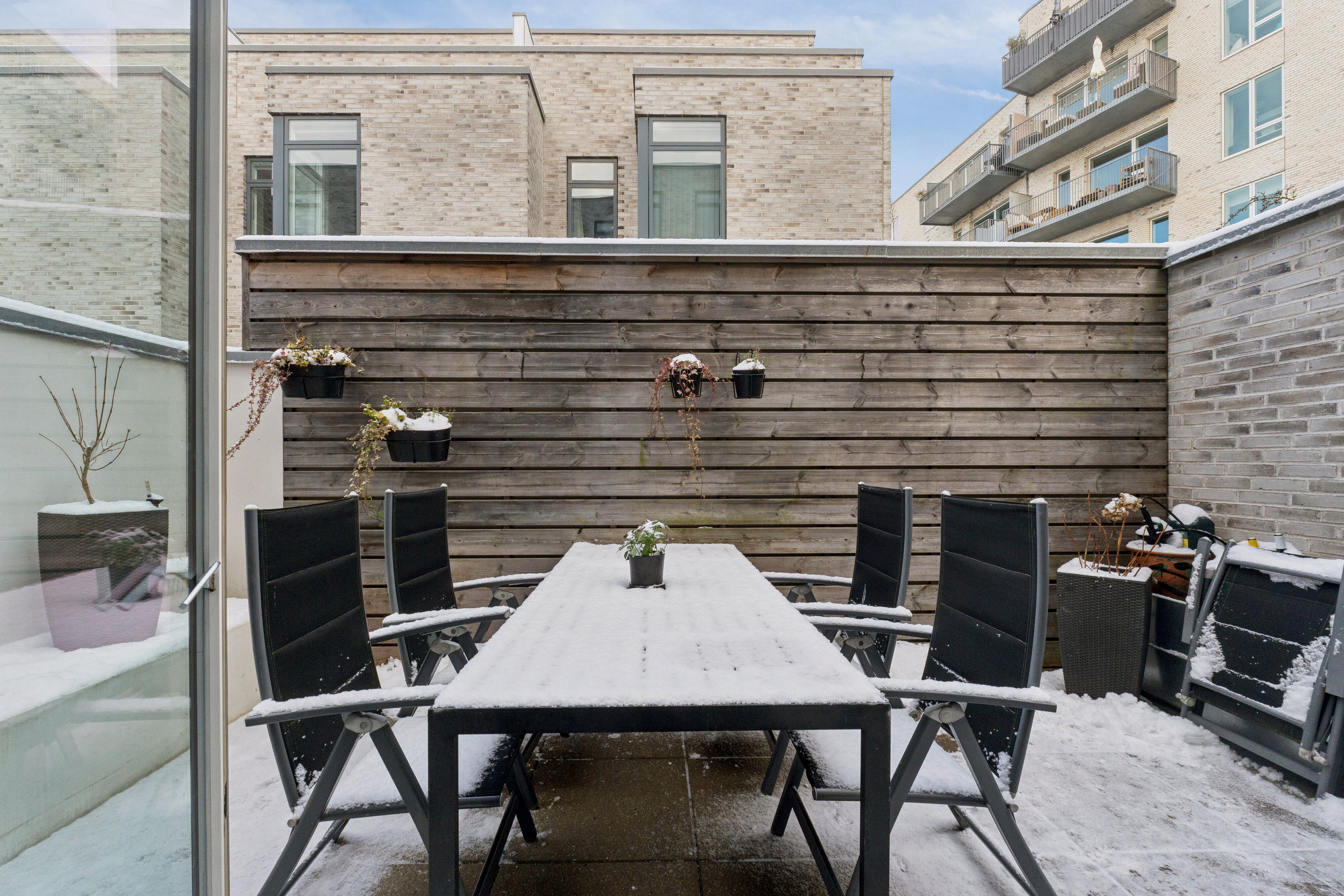 Fremhævet overdækket terrasse billede i fuldskærmstilstand. Billede af J.H. Deuntzers Gade 43, 2300 København S