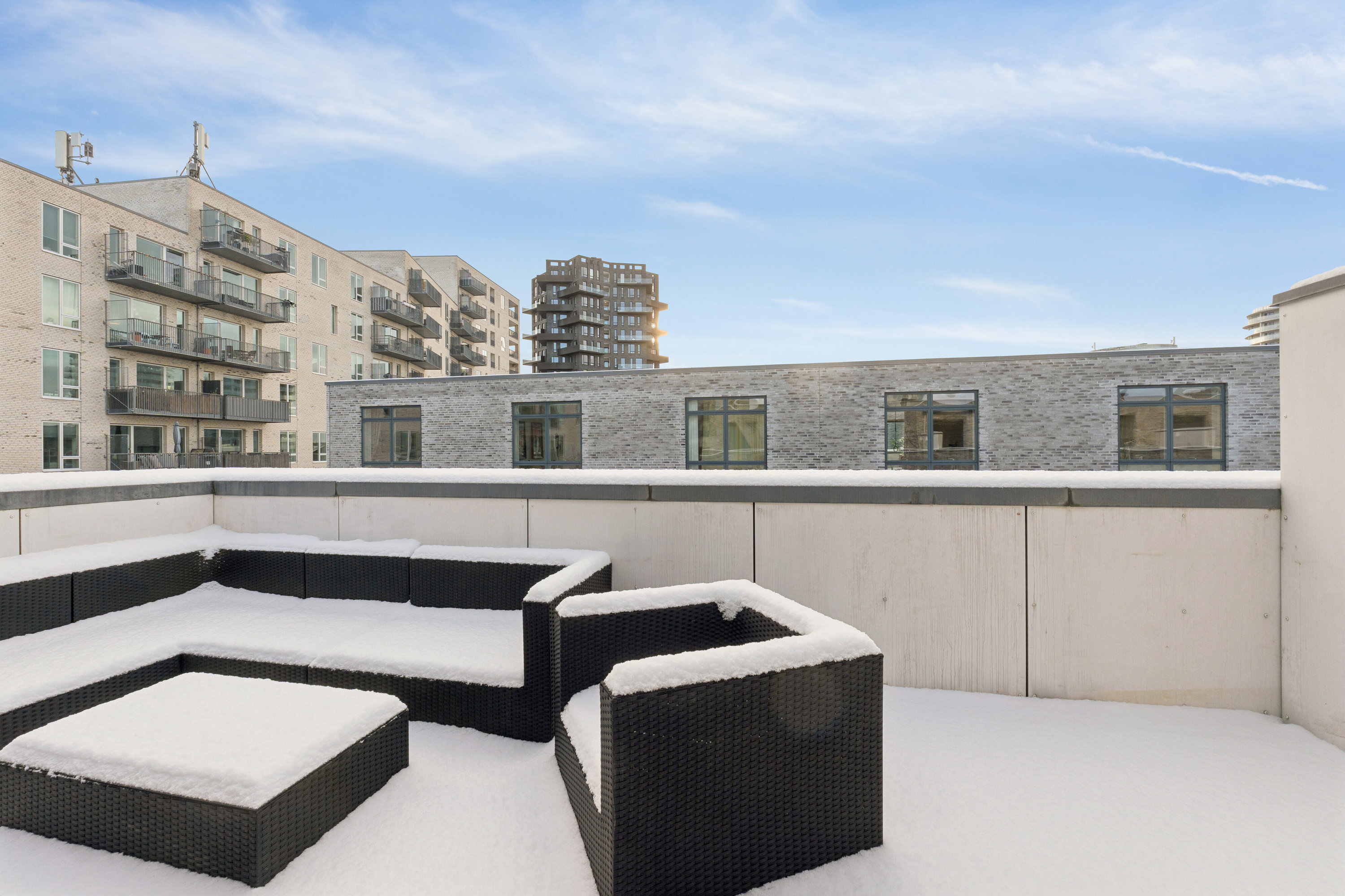 Fremhævet altan billede i fuldskærmstilstand. Billede af J.H. Deuntzers Gade 43, 2300 København S