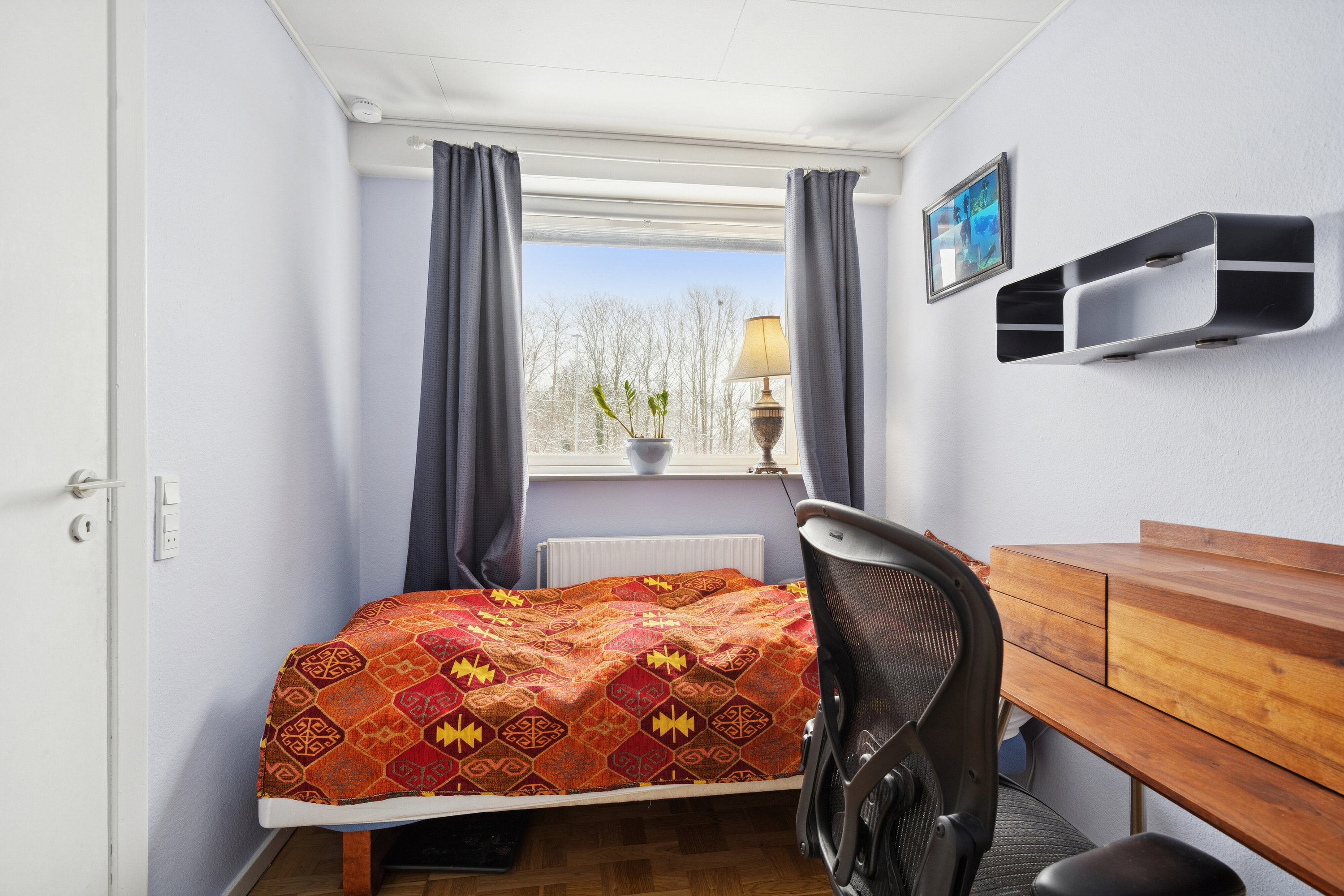 Fremhævet soveværelse billede i fuldskærmstilstand. Billede af Åsumvej 687, 5240 Odense NØ