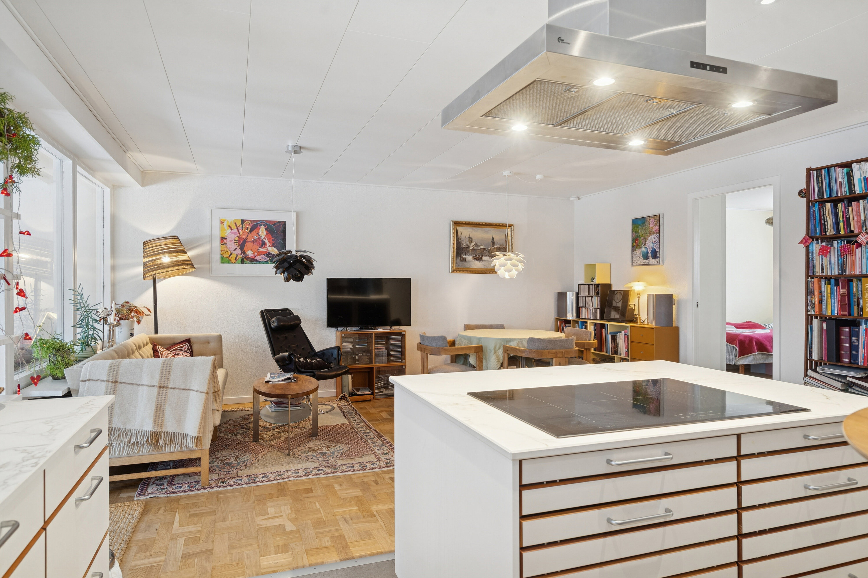 Fremhævet køkken billede i fuldskærmstilstand. Billede af Åsumvej 687, 5240 Odense NØ