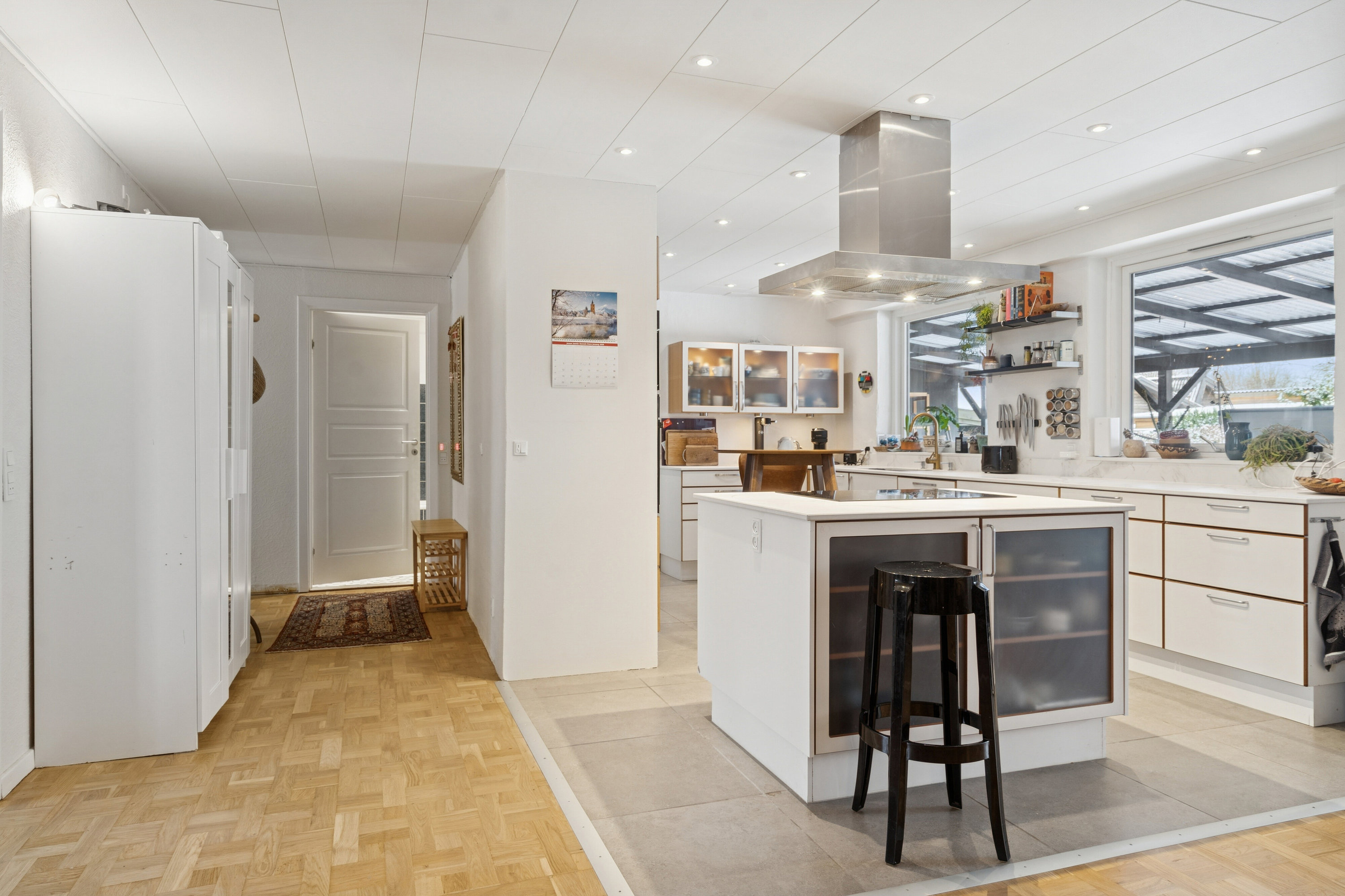 Fremhævet køkken billede i fuldskærmstilstand. Billede af Åsumvej 687, 5240 Odense NØ