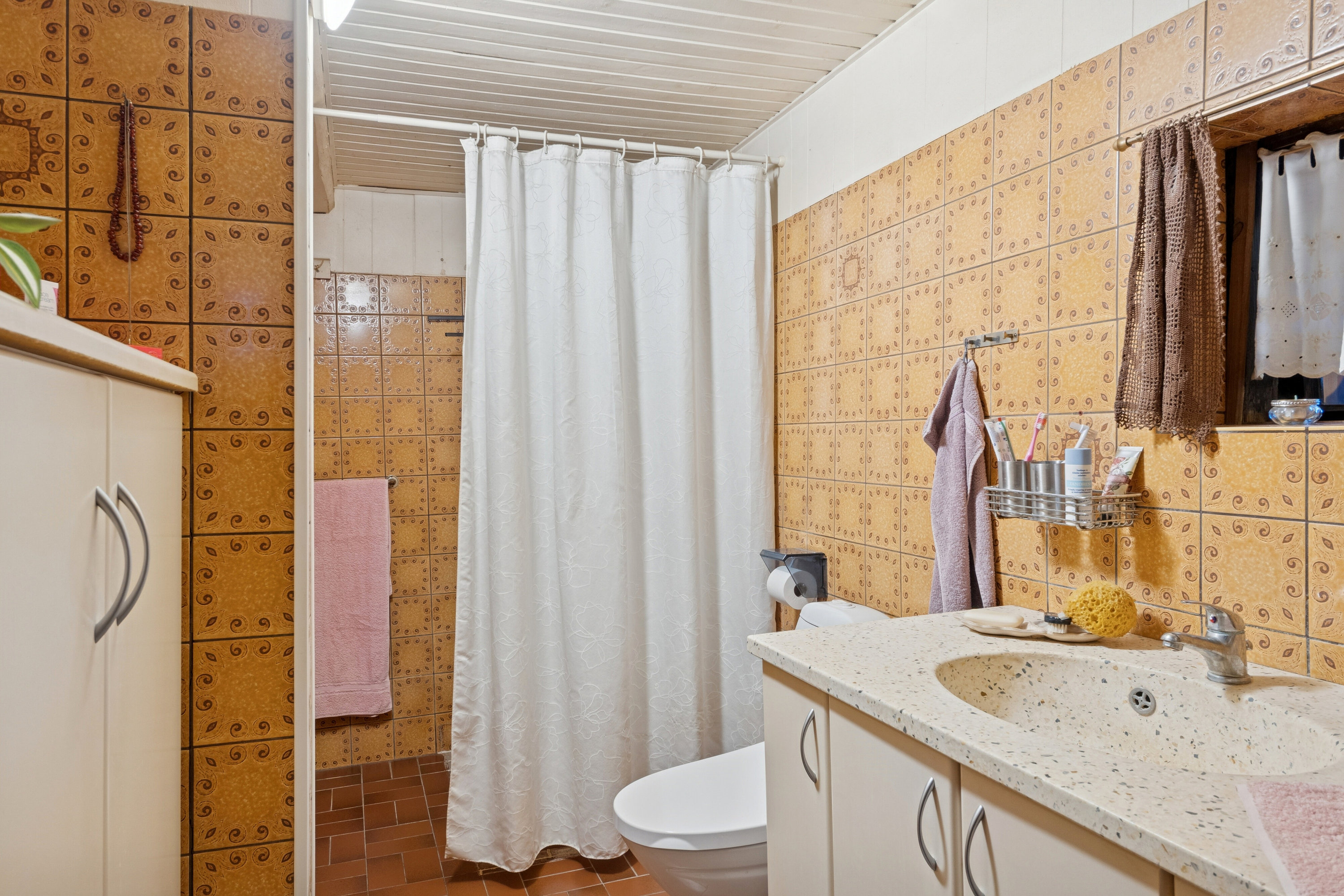 Fremhævet badeværelse billede i fuldskærmstilstand. Billede af Terslev Overdrevsvej 8, 4690 Haslev