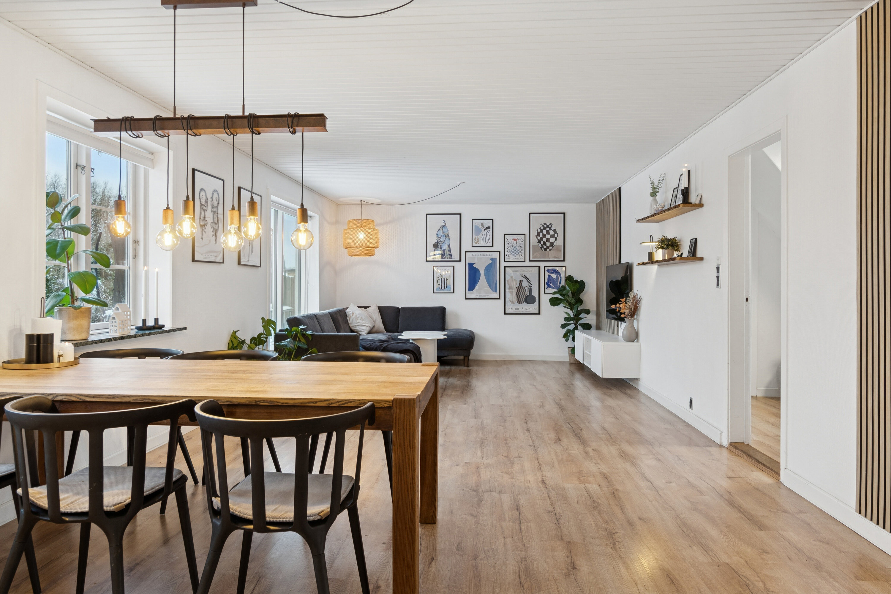 Fremhævet spisestue billede i fuldskærmstilstand. Billede af Birkevej 1, Ubby, 4490 Jerslev Sjælland