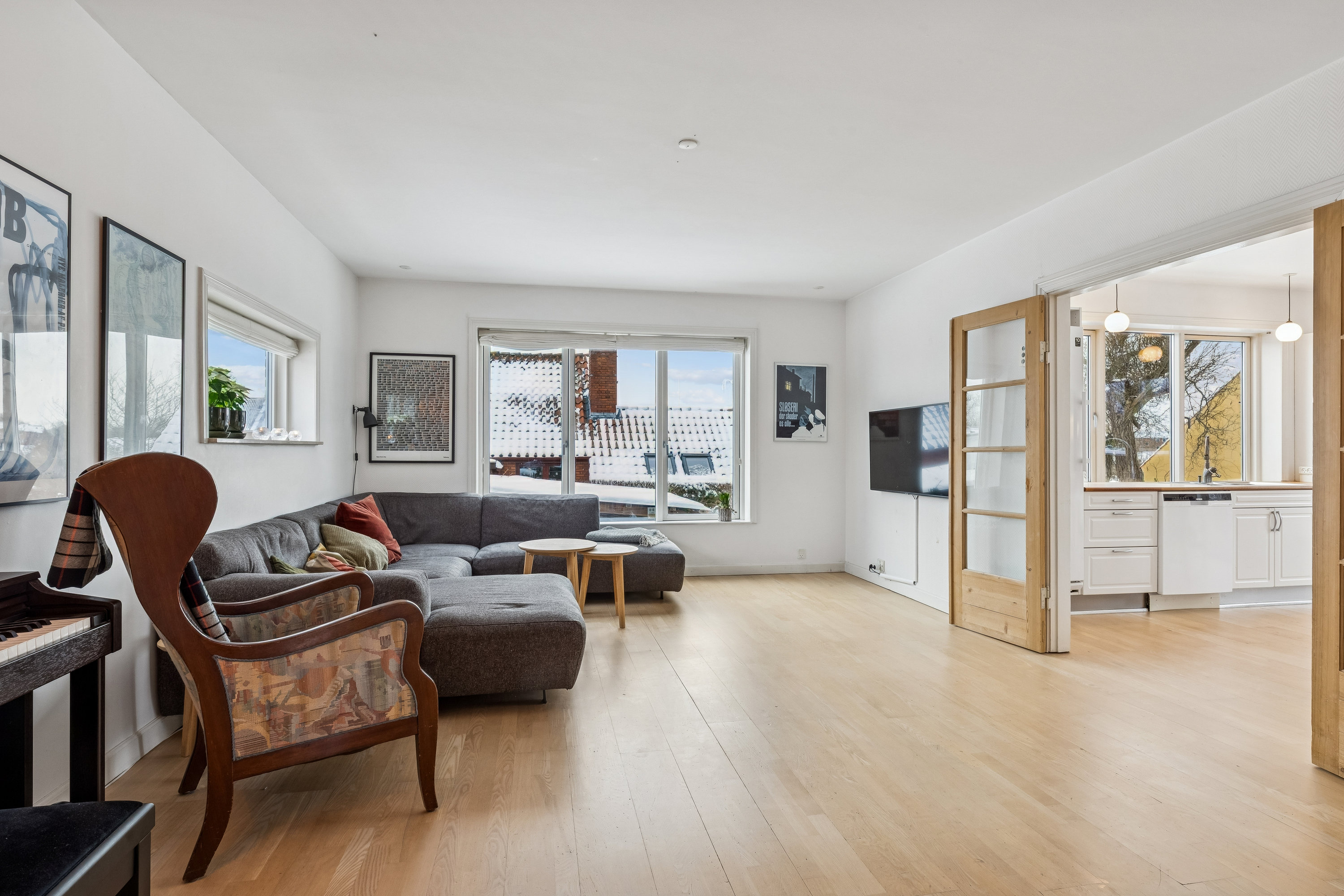 Fremhævet stue billede i fuldskærmstilstand. Billede af Brorsonsvej 15, 2630 Taastrup