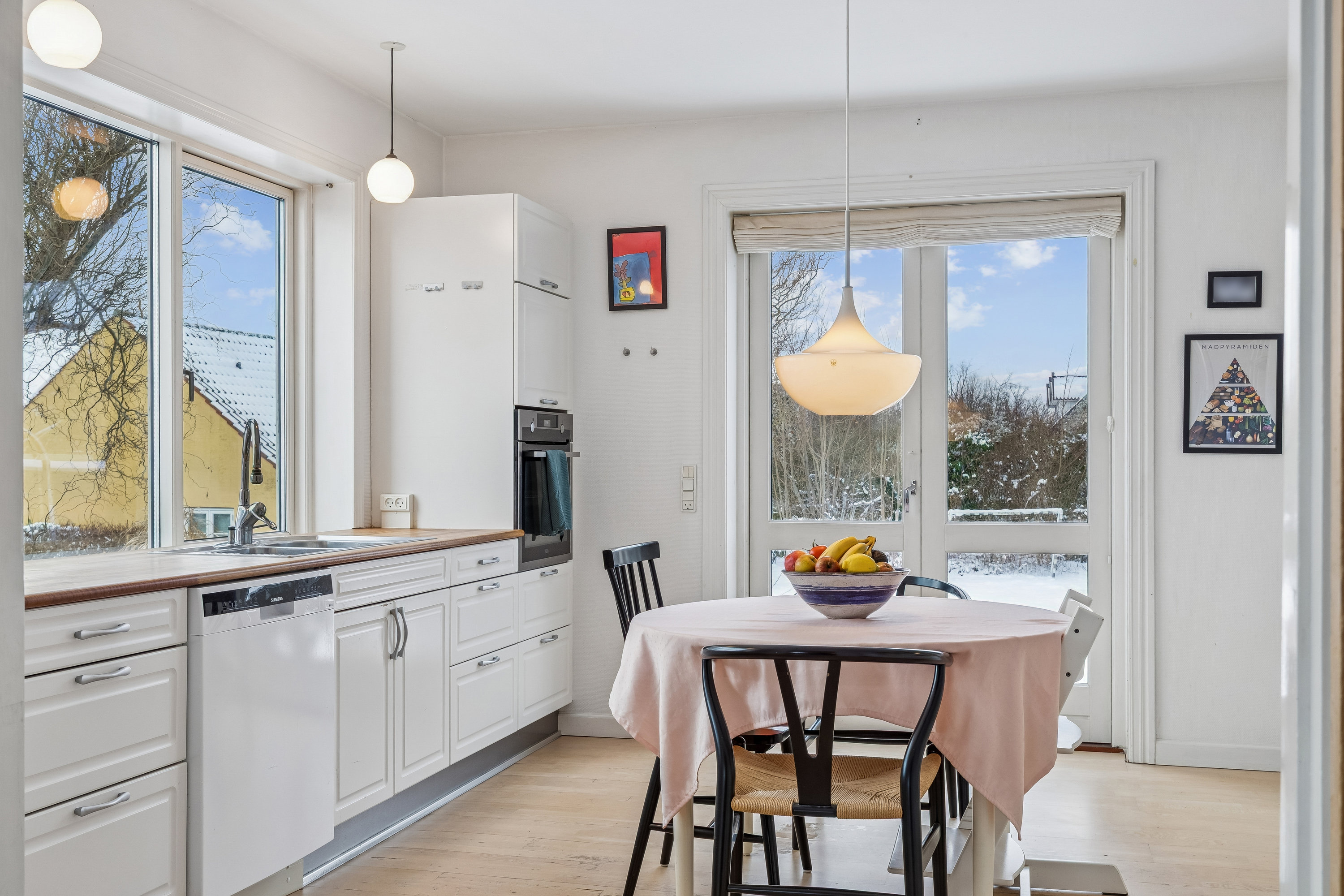 Fremhævet køkken billede i fuldskærmstilstand. Billede af Brorsonsvej 15, 2630 Taastrup