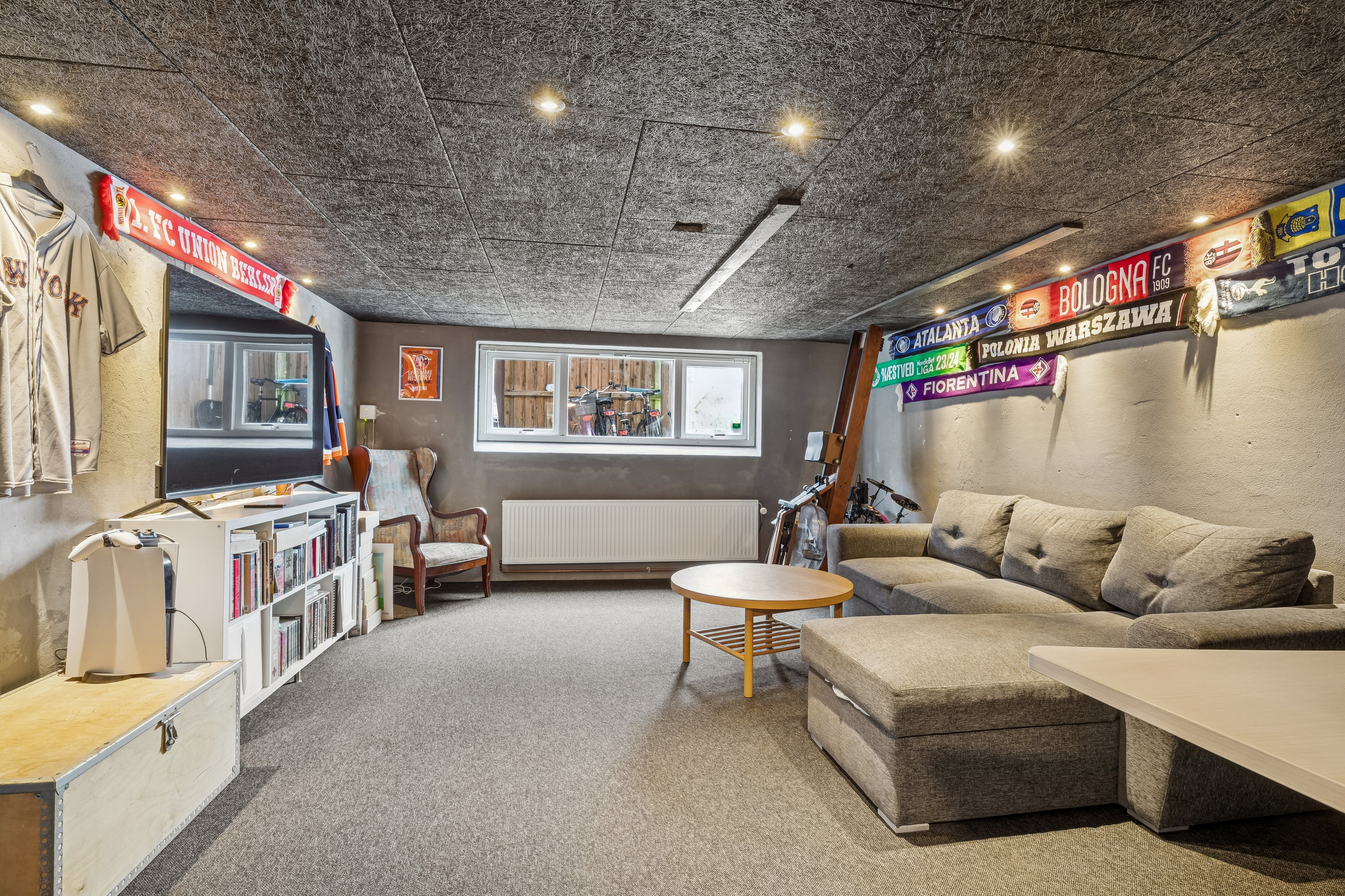 Fremhævet stue billede i fuldskærmstilstand. Billede af Brorsonsvej 15, 2630 Taastrup