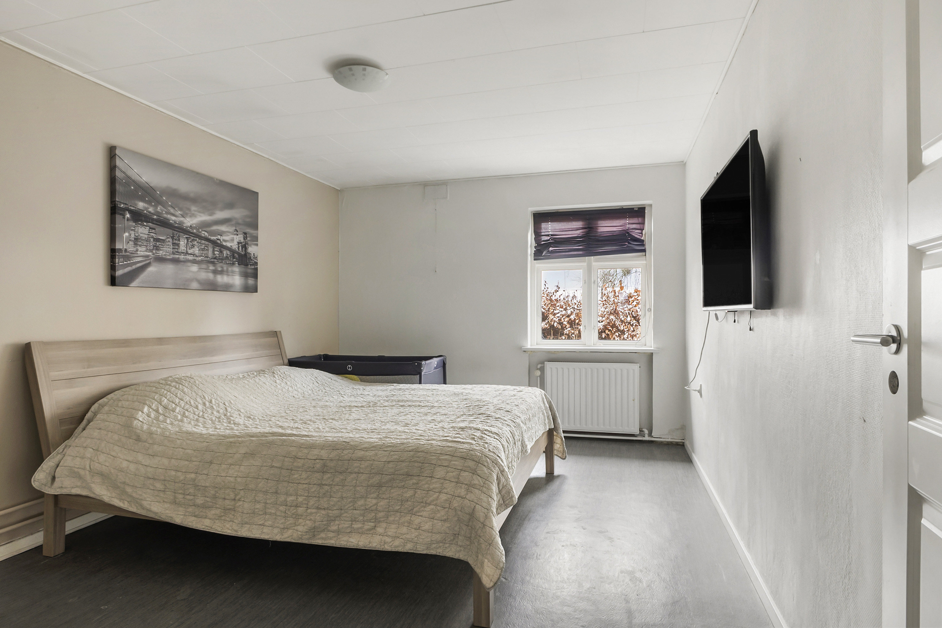 Fremhævet soveværelse billede i fuldskærmstilstand. Billede af Mejerivej 1, Hjerting, 6630 Rødding