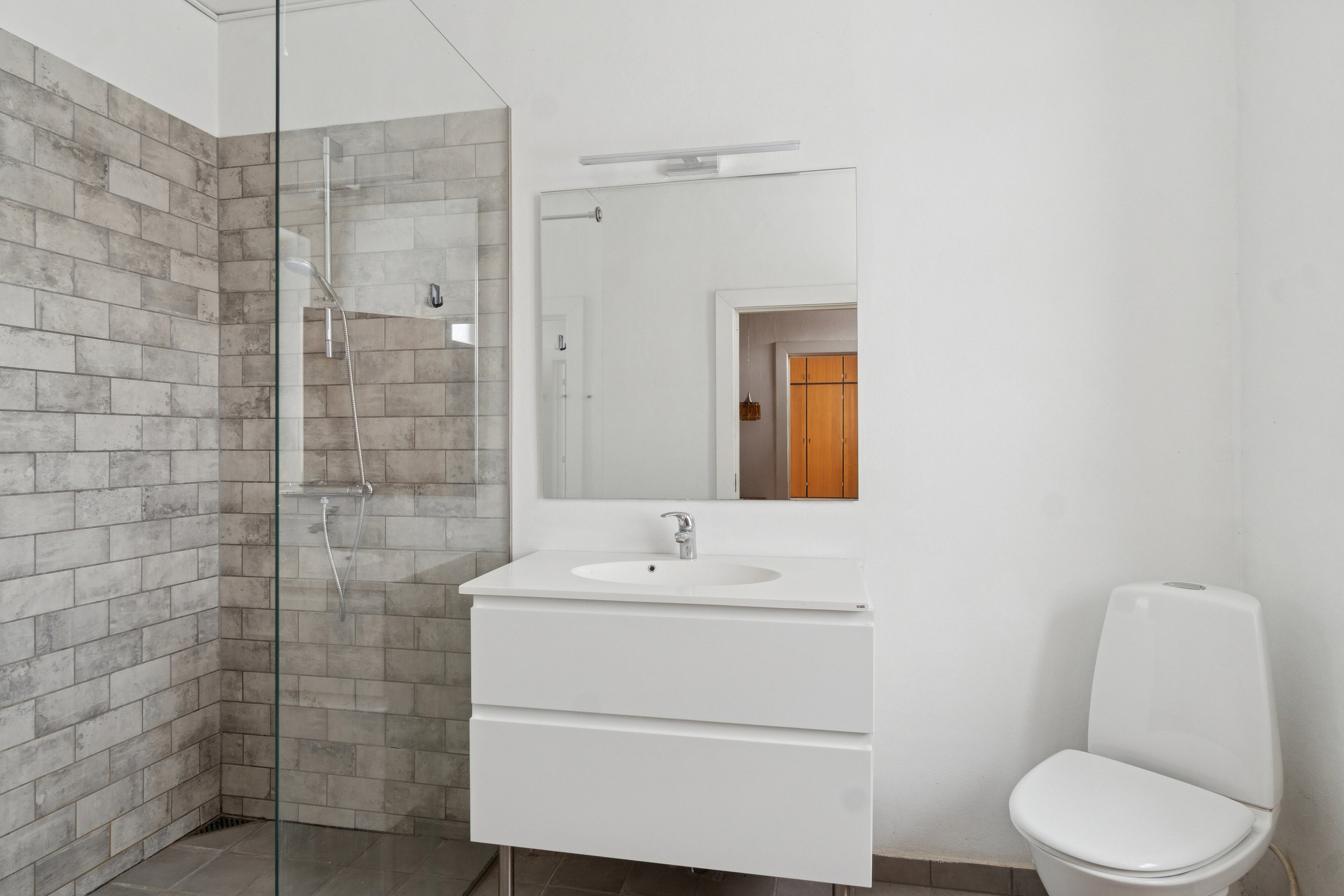 Fremhævet badeværelse billede i fuldskærmstilstand. Billede af Lillesøvej 160, 4400 Kalundborg