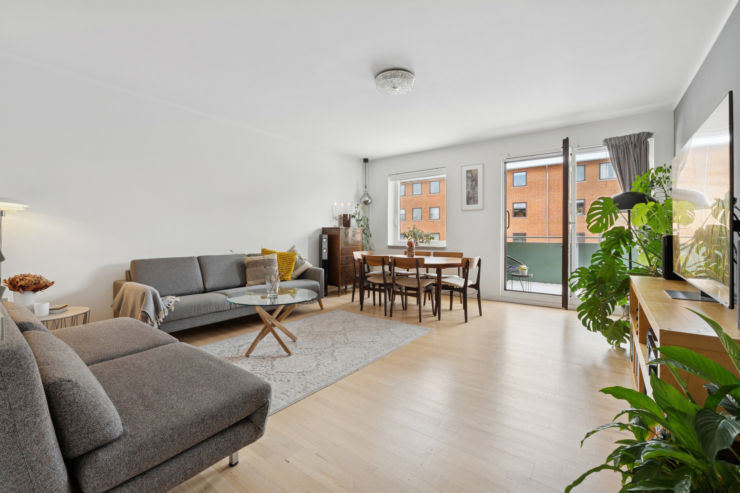 Fremhævet stue billede i fuldskærmstilstand. Billede af Voldumvej 65, 1. tv., 2610 Rødovre