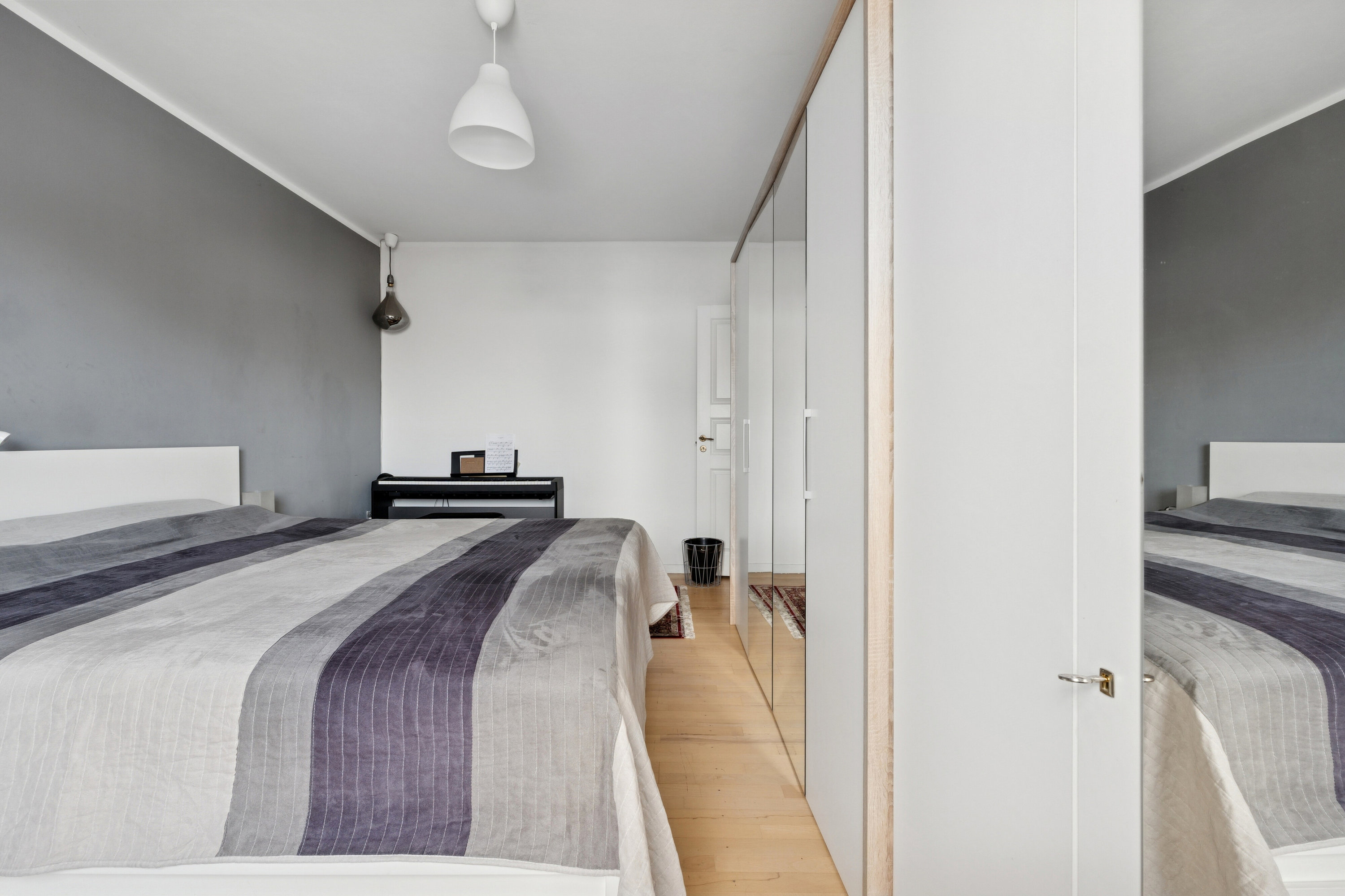 Fremhævet soveværelse billede i fuldskærmstilstand. Billede af Voldumvej 65, 1. tv., 2610 Rødovre