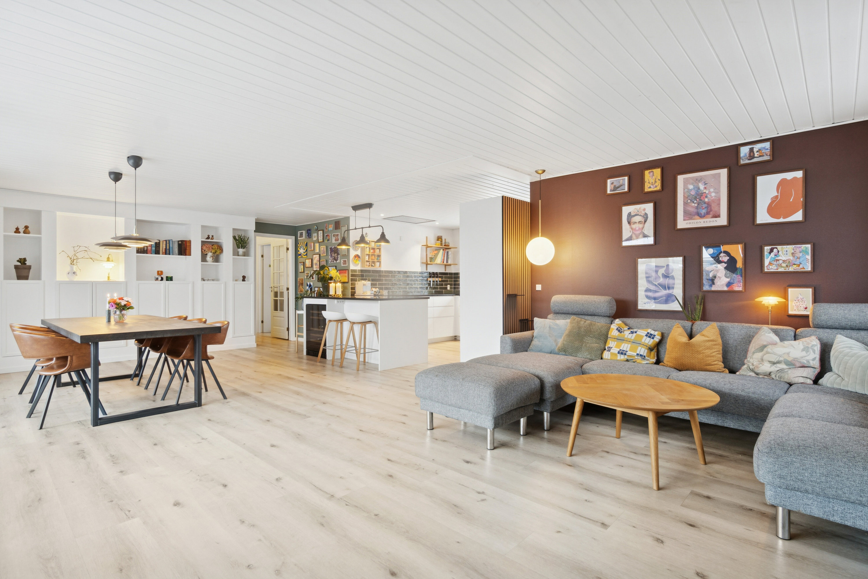 Fremhævet stue billede i fuldskærmstilstand. Billede af Elmevej 15, Salten, 8653 Them