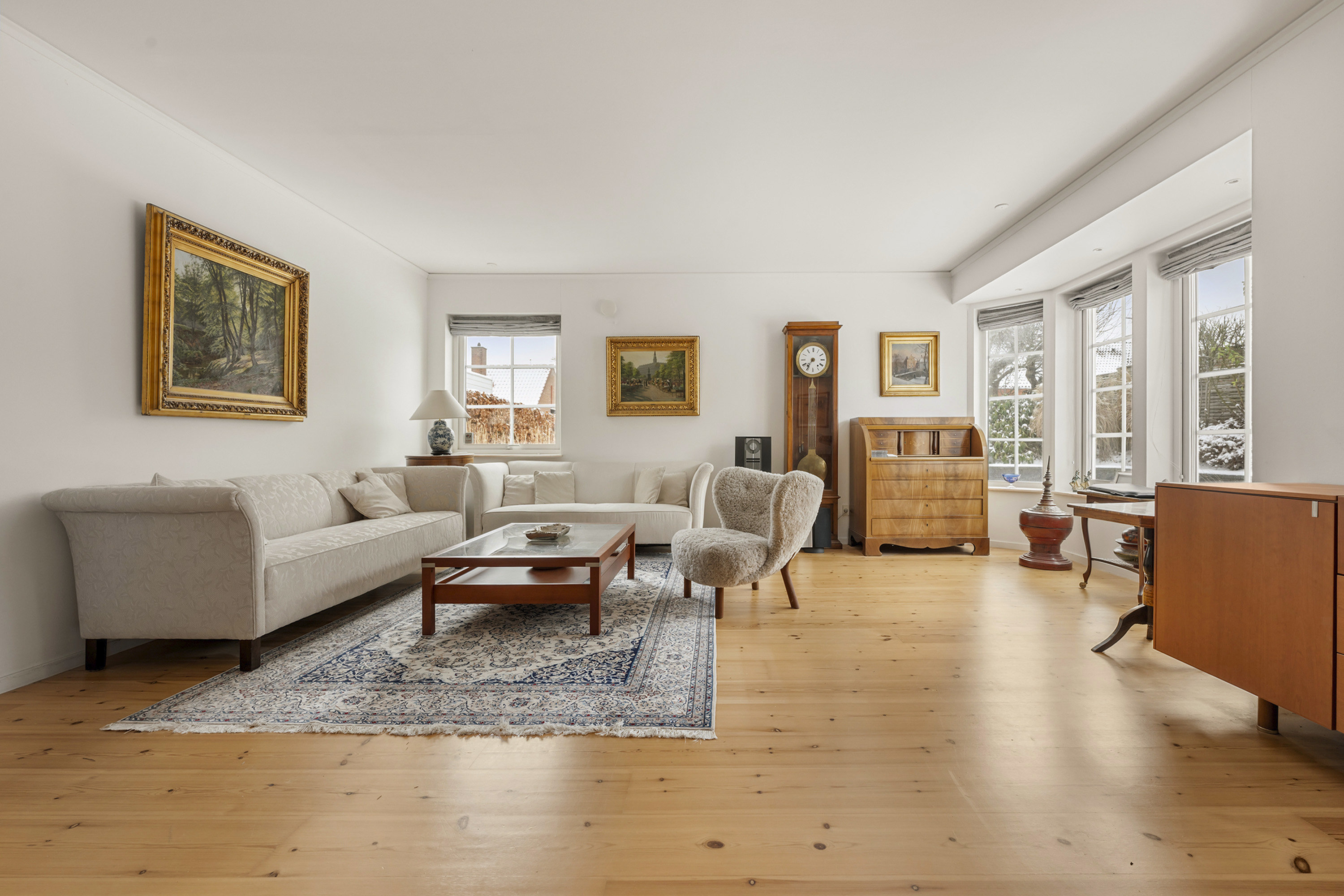 Fremhævet stue billede i fuldskærmstilstand. Billede af Grants Alle 6, 2900 Hellerup