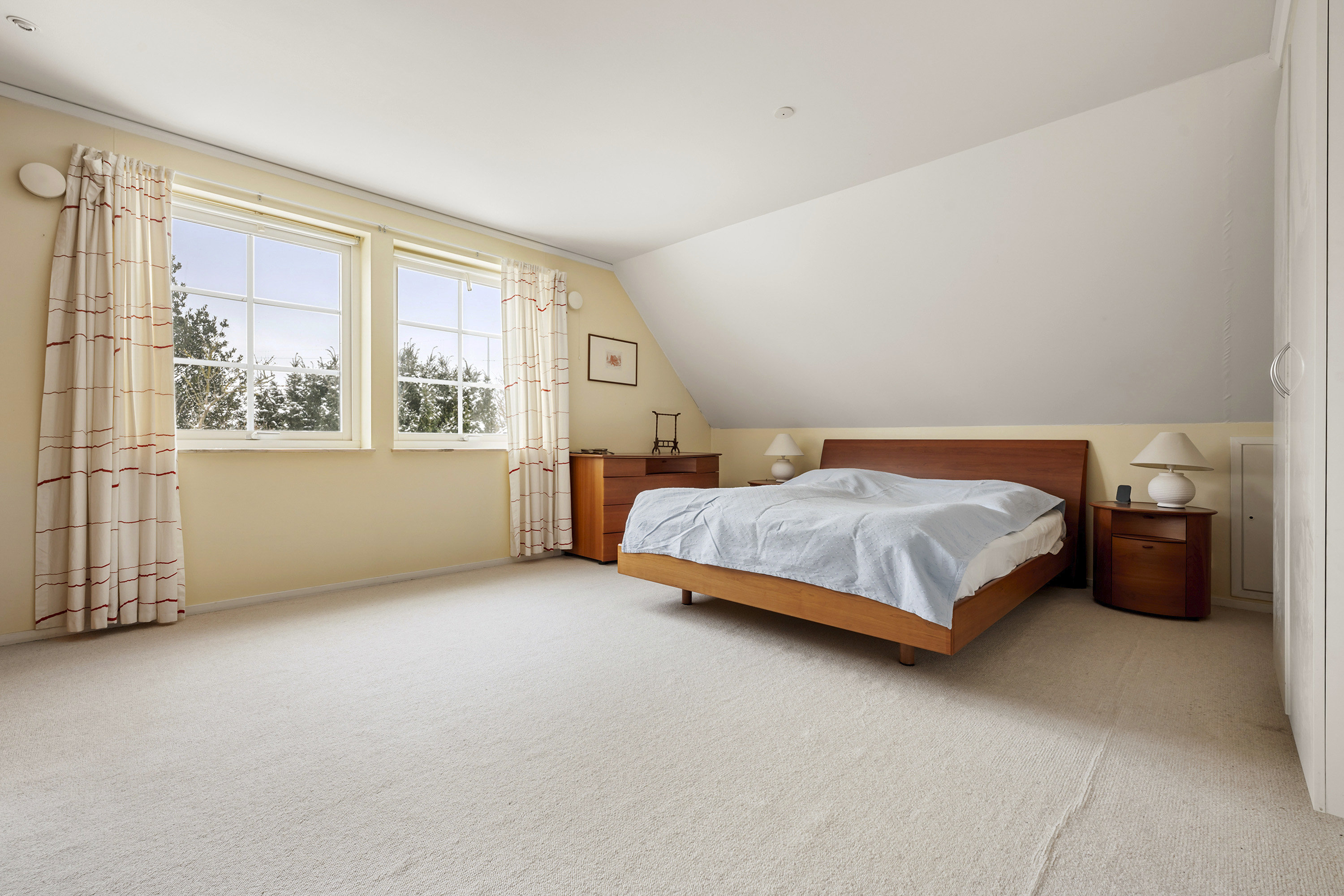 Fremhævet soveværelse billede i fuldskærmstilstand. Billede af Grants Alle 6, 2900 Hellerup