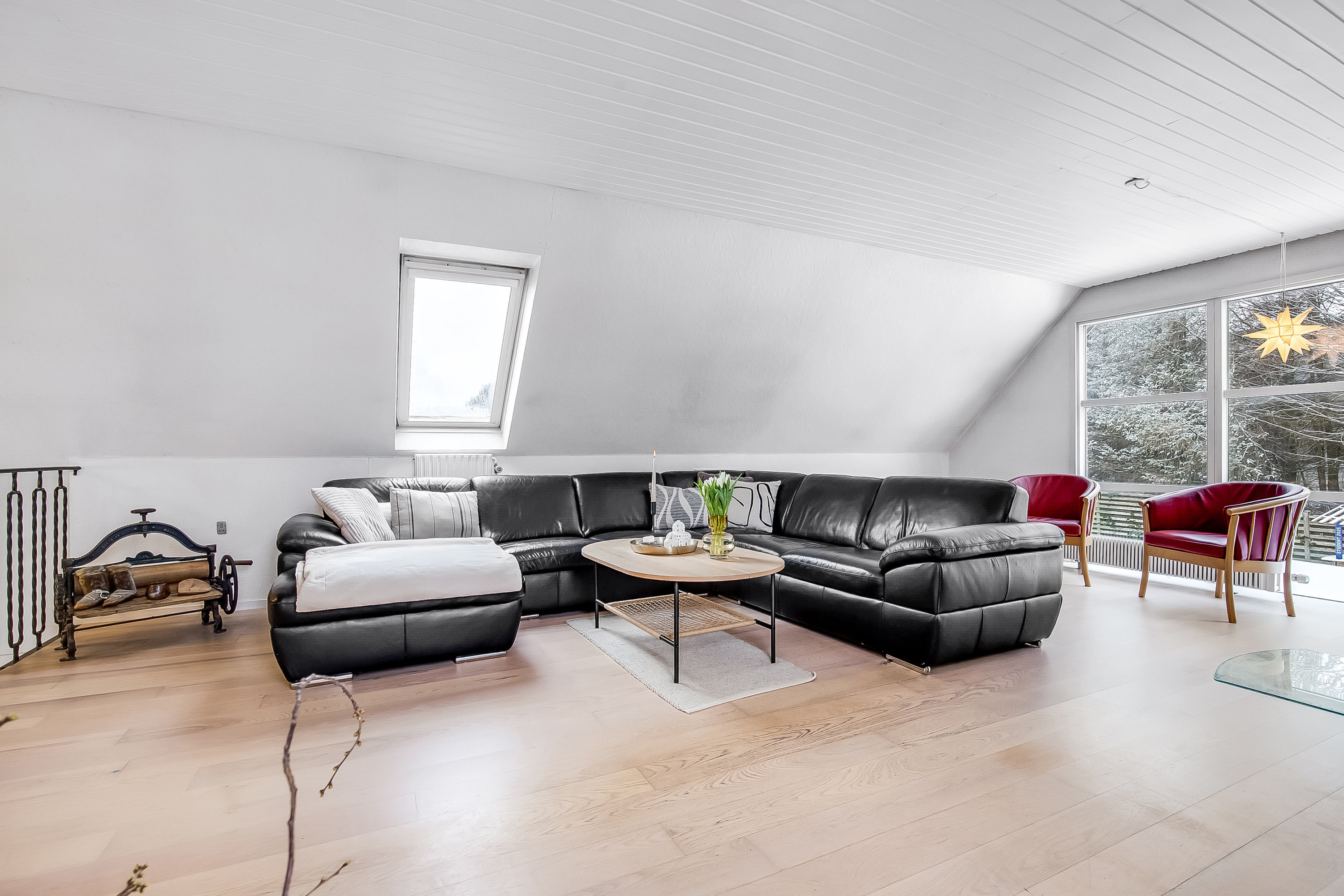 Fremhævet stue billede i fuldskærmstilstand. Billede af Vestervang 34, Bramdrupdam, 6000 Kolding