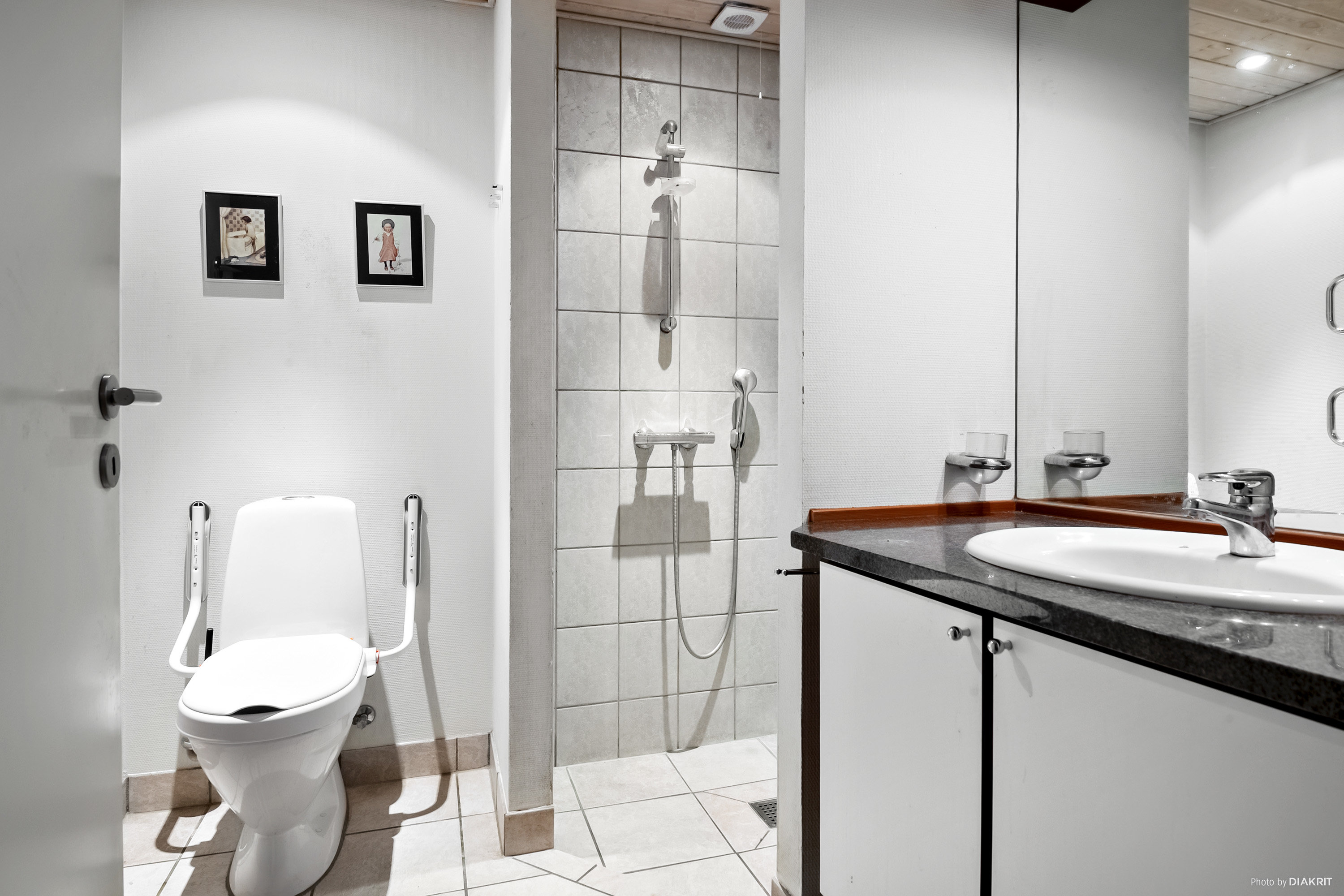 Fremhævet badeværelse billede i fuldskærmstilstand. Billede af Boulevarden 21C, 8300 Odder