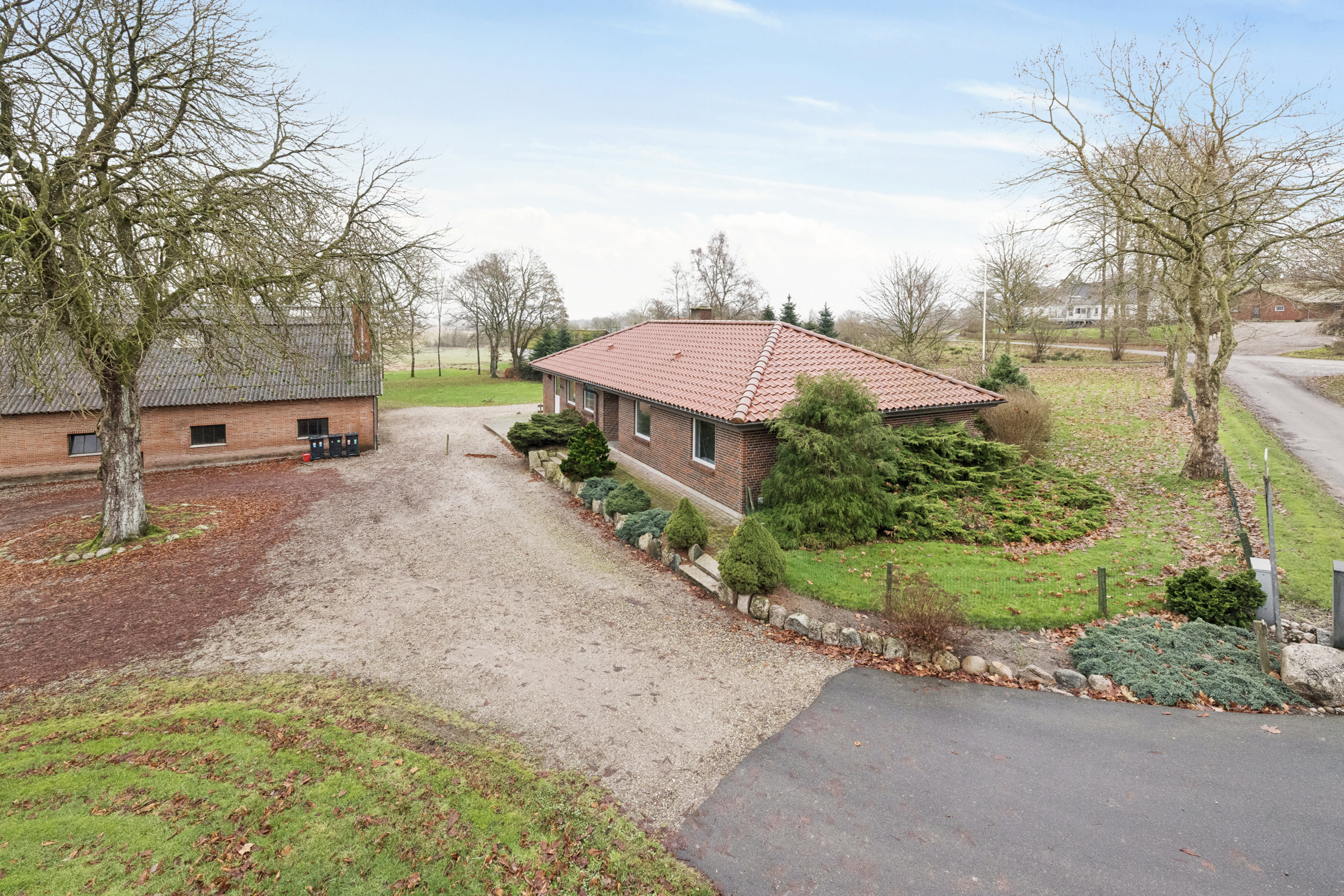 Landejendom: Ejendommen på Løvelbrovej 12, Pederstrup, 8830 Tjele