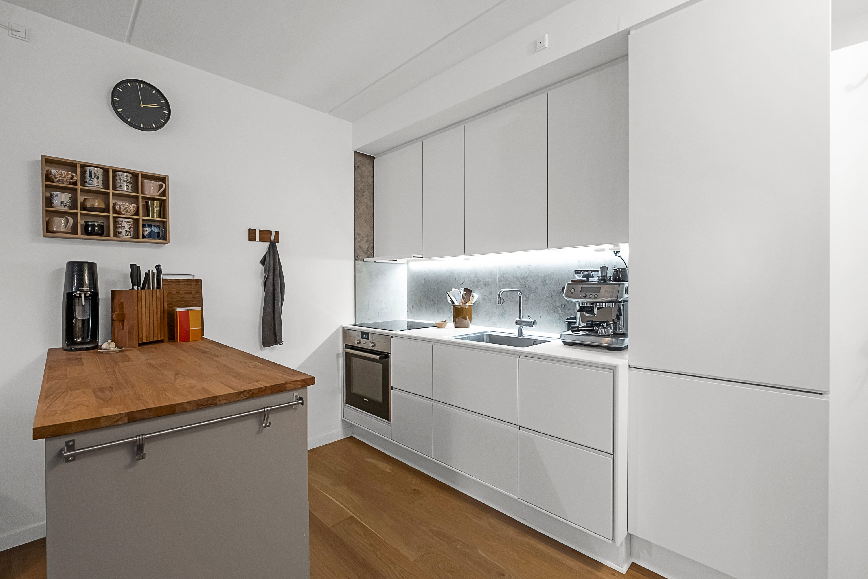 Fremhævet køkken billede i fuldskærmstilstand. Billede af Frederiks Plads 26, 5. 3., 8000 Aarhus C