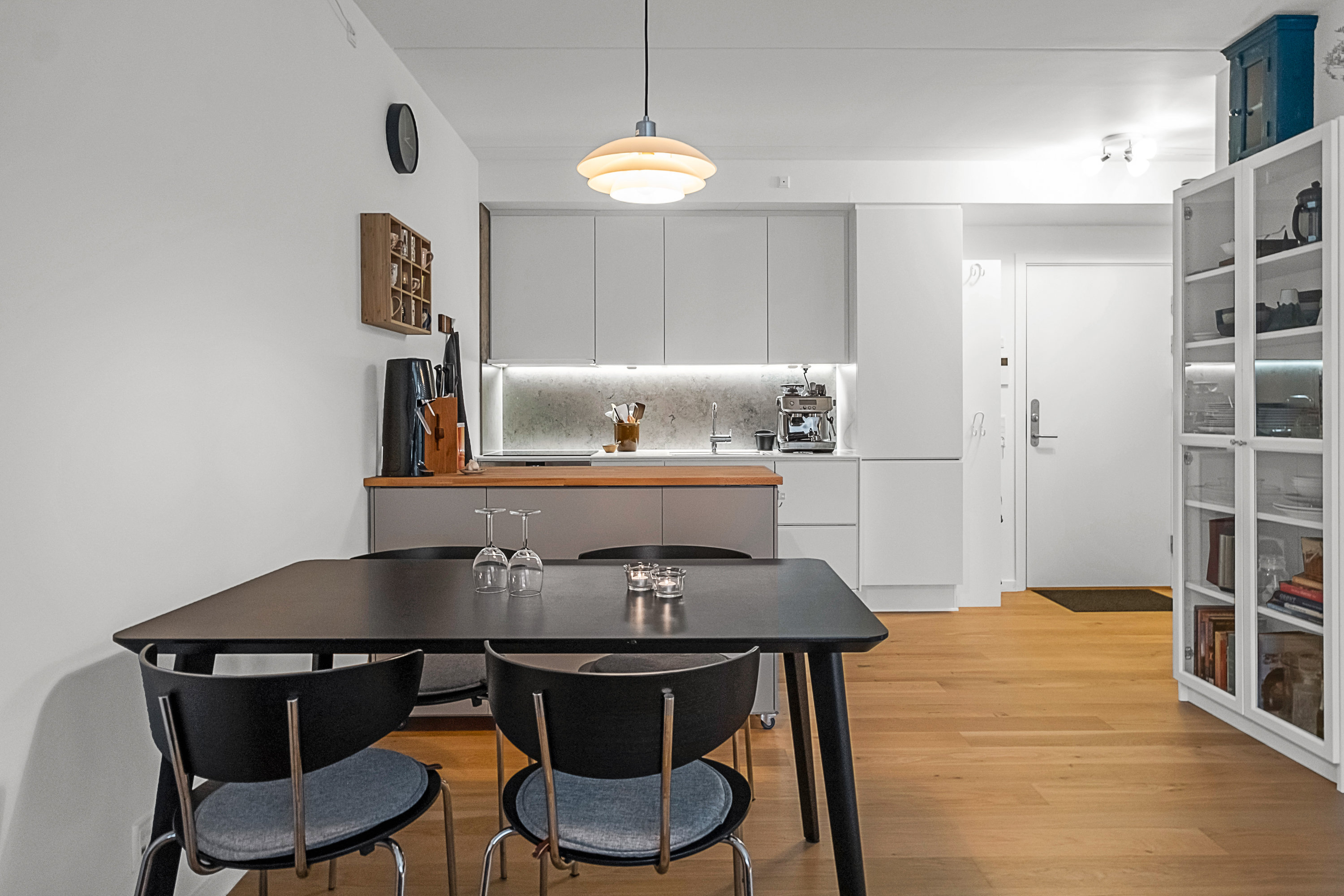 Fremhævet køkken alrum billede i fuldskærmstilstand. Billede af Frederiks Plads 26, 5. 3., 8000 Aarhus C