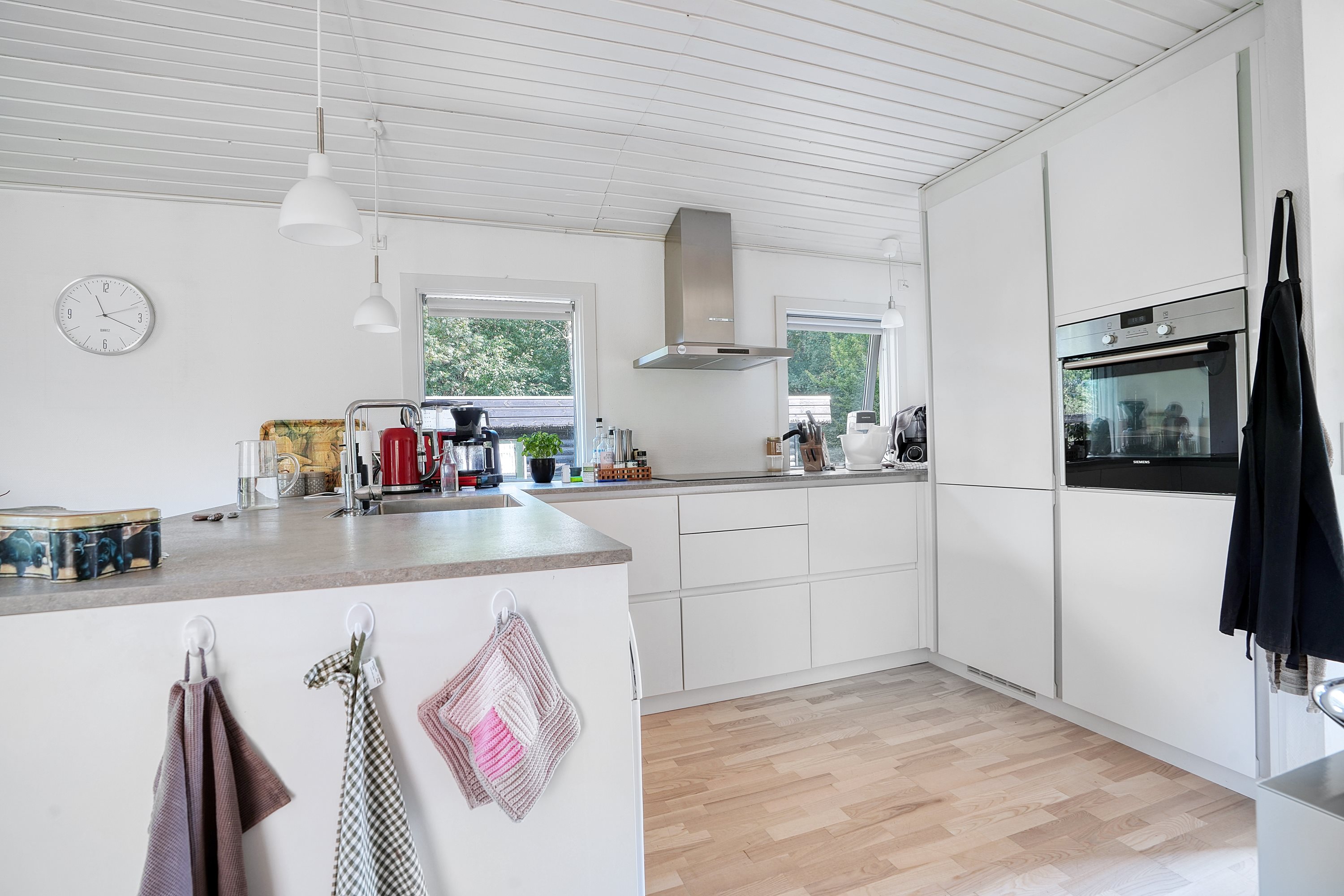 Fremhævet køkken billede i fuldskærmstilstand. Billede af Åsvinget 16, 3120 Dronningmølle