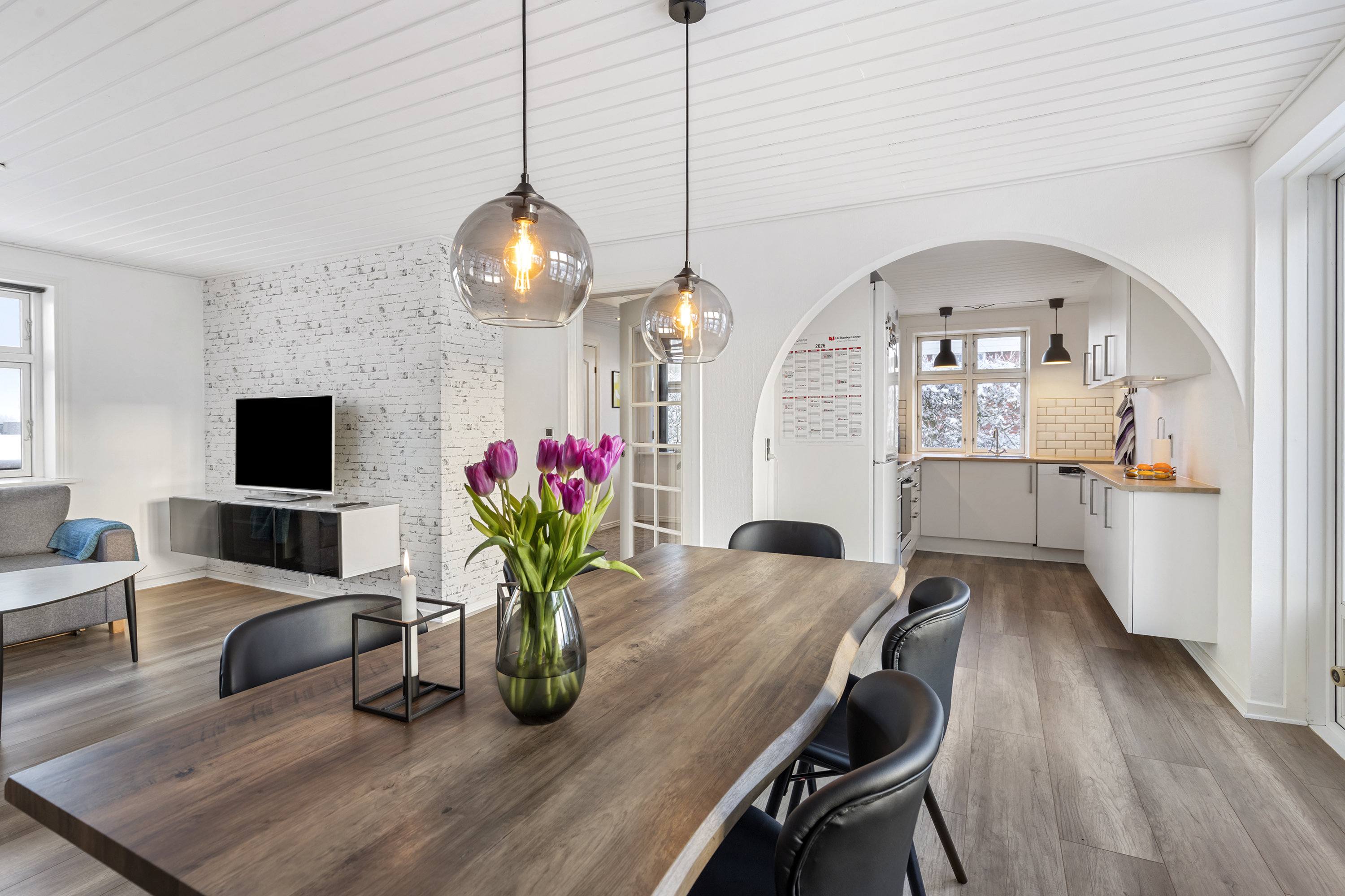 Fremhævet stue billede i fuldskærmstilstand. Billede af Jyllandsgade 48, Haverslev, 9610 Nørager