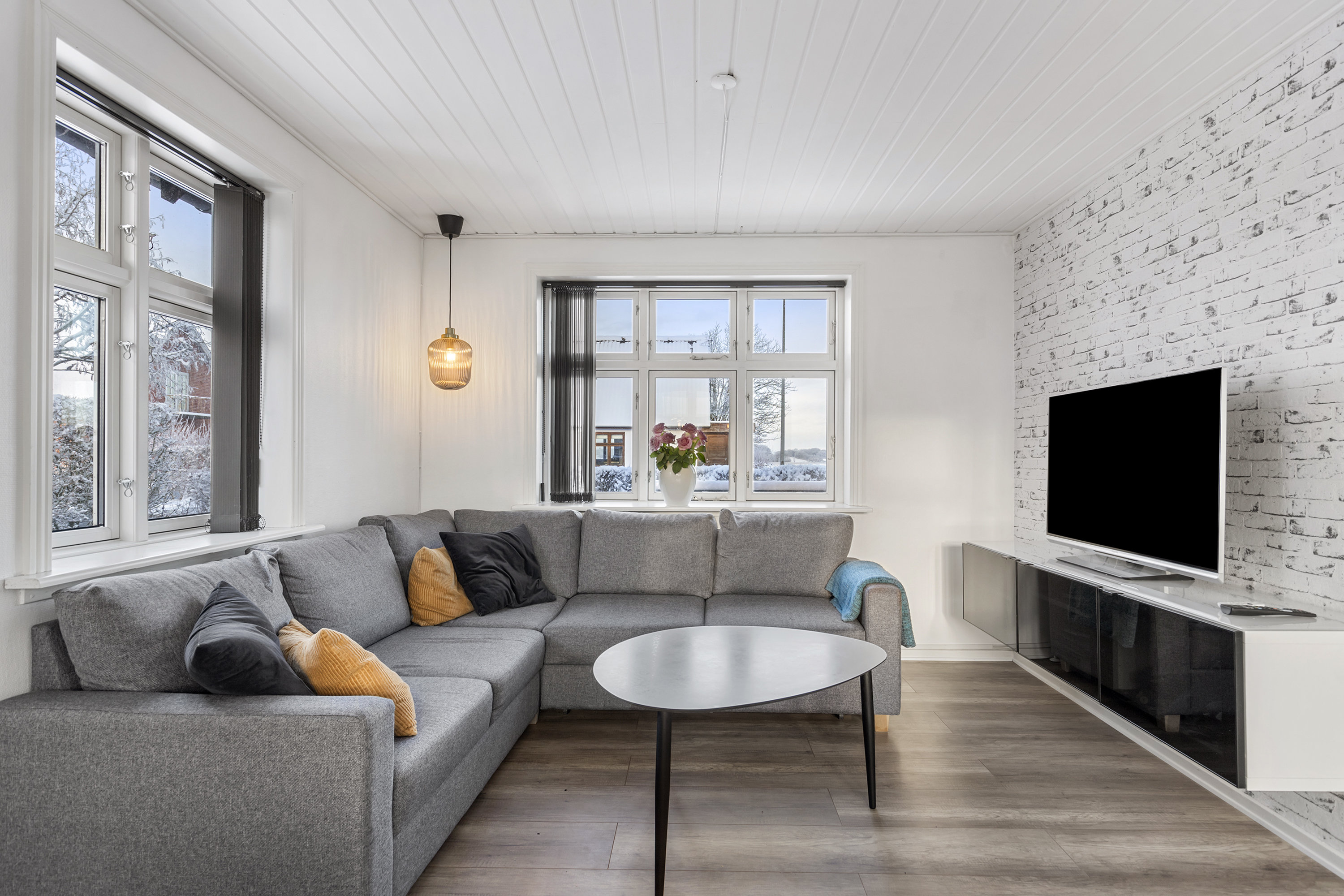 Fremhævet stue billede i fuldskærmstilstand. Billede af Jyllandsgade 48, Haverslev, 9610 Nørager