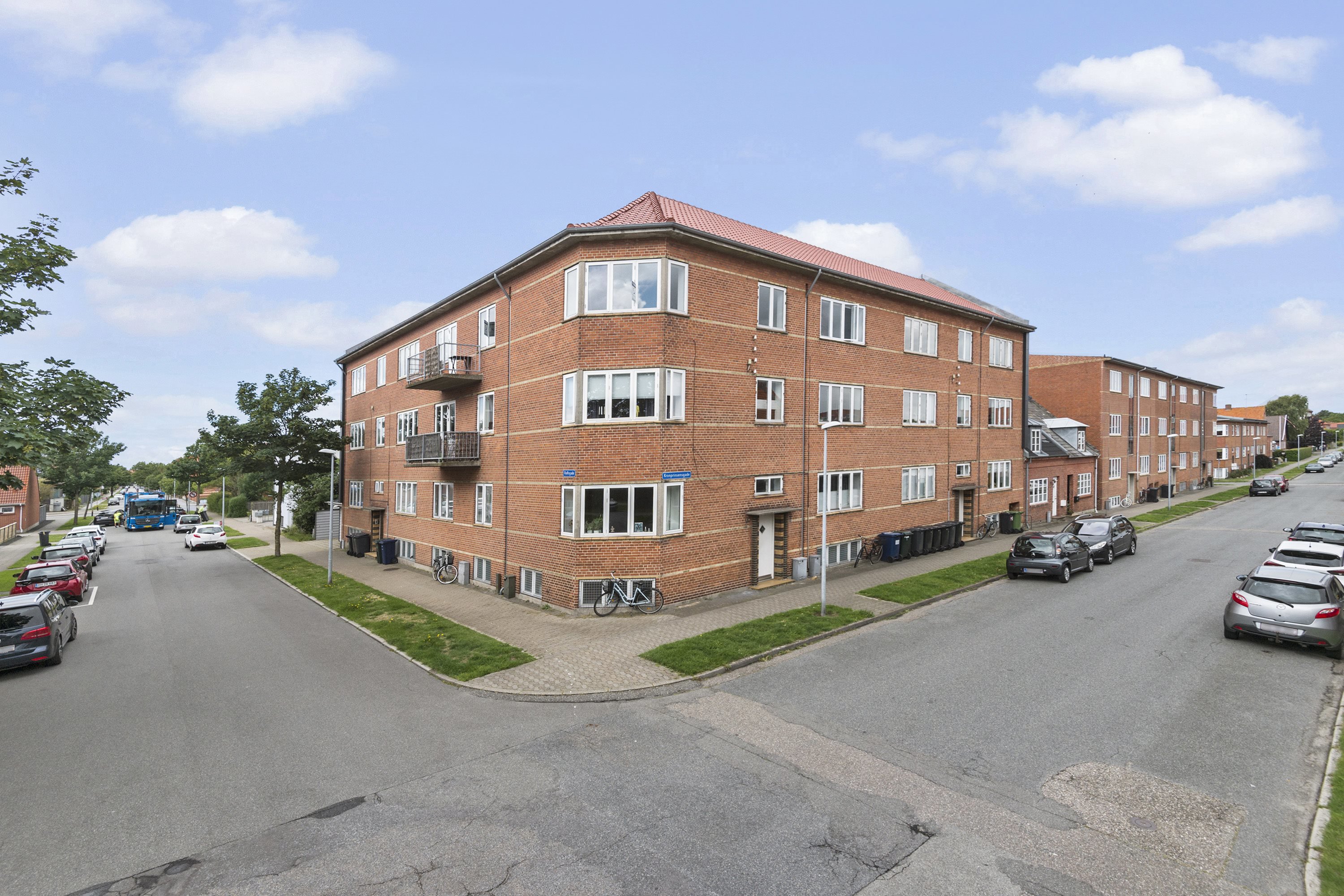 Fremhævet  billede i fuldskærmstilstand. Billede af Kronprinsensgade 88, 2. tv., 6700 Esbjerg