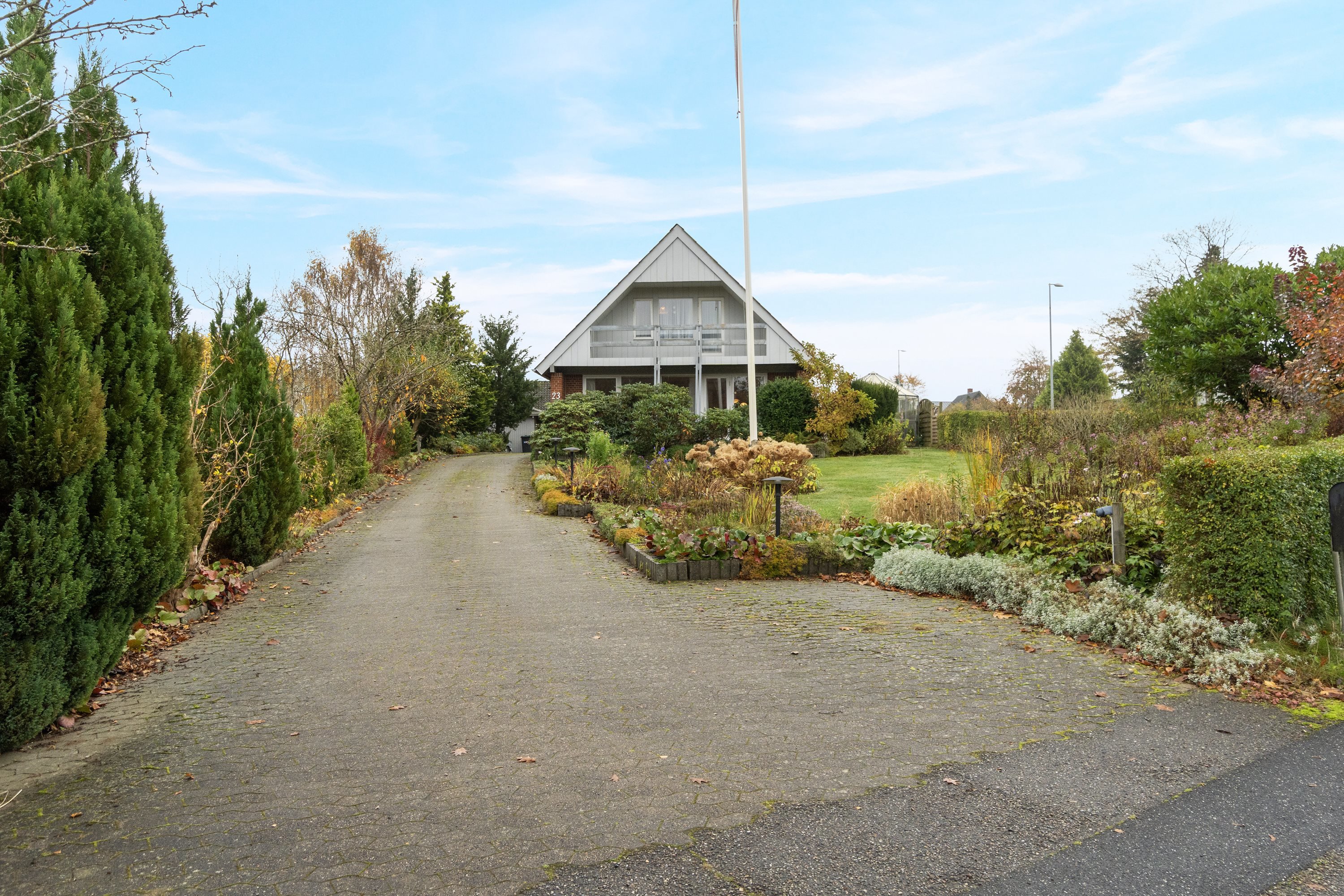 Fremhævet  billede i fuldskærmstilstand. Billede af Århusvej 23, 8382 Hinnerup