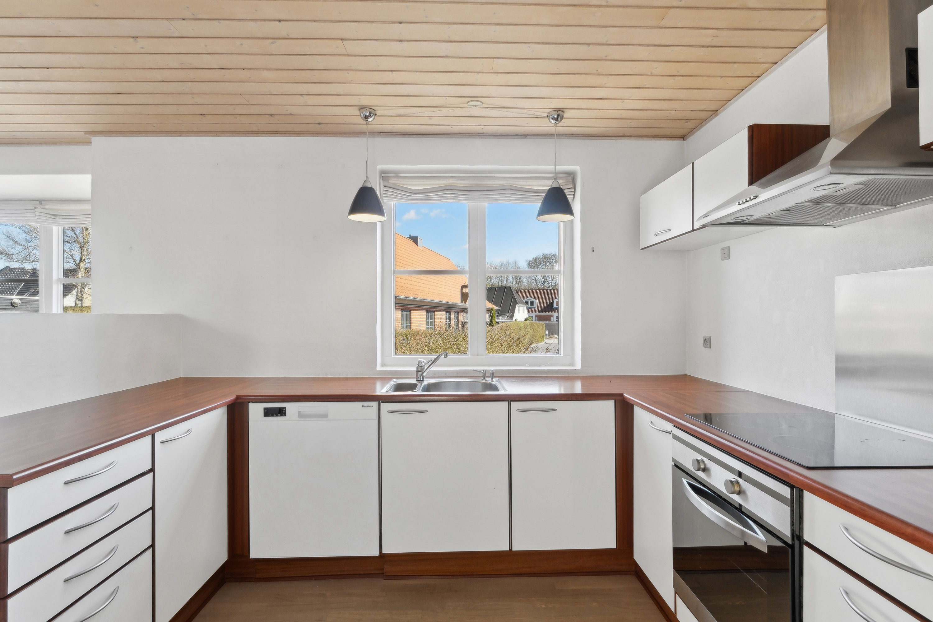 Fremhævet  billede i fuldskærmstilstand. Billede af Kroghsgaardvej 1, Øster Uttrup , 9220 Aalborg Øst