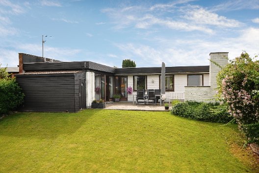 Fremhævet  billede i fuldskærmstilstand. Billede af Sabro Skovvej 11, 8471 Sabro