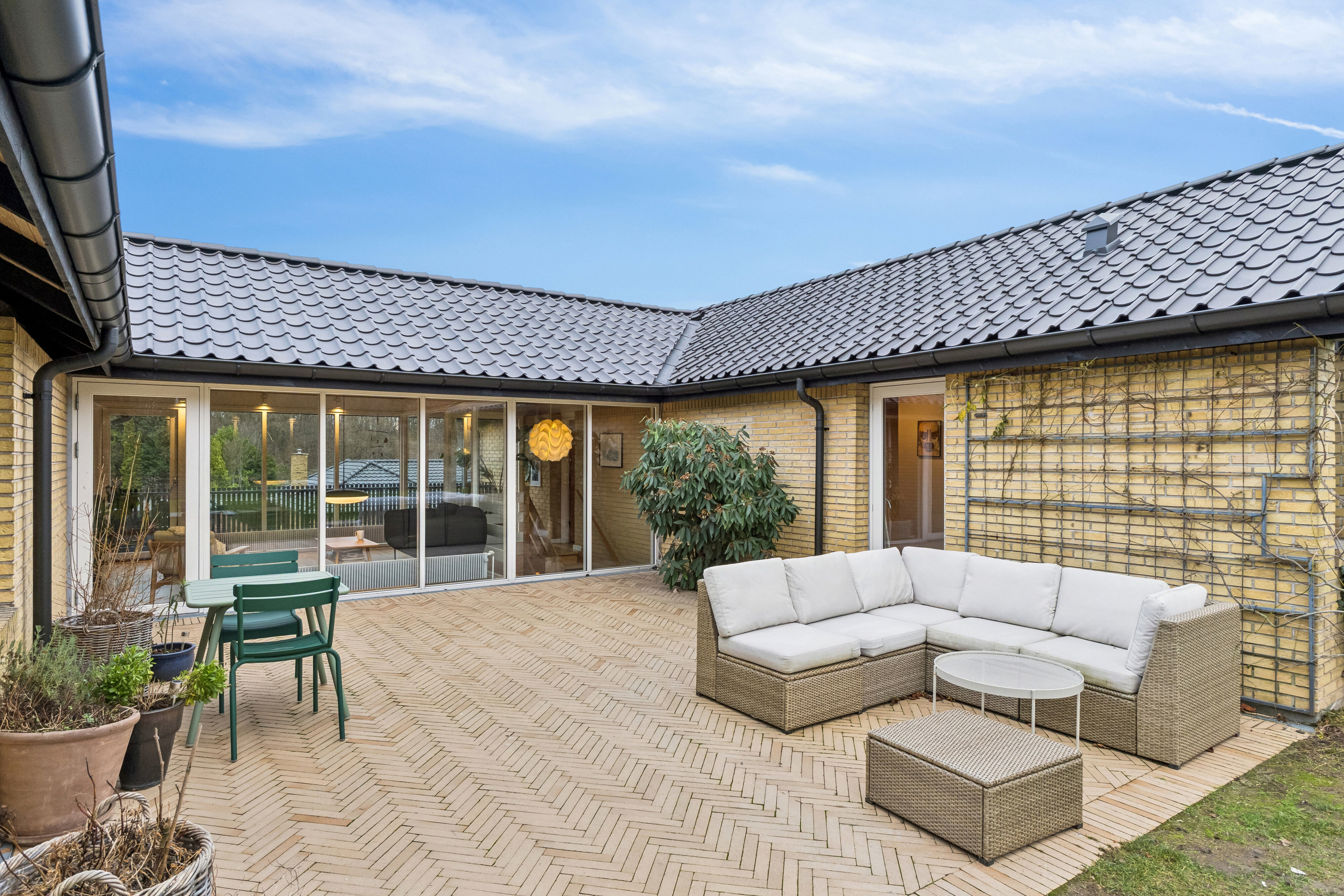 Fremhævet terrasse billede i fuldskærmstilstand. Billede af Dalsvinget 18, Skåde, 8270 Højbjerg