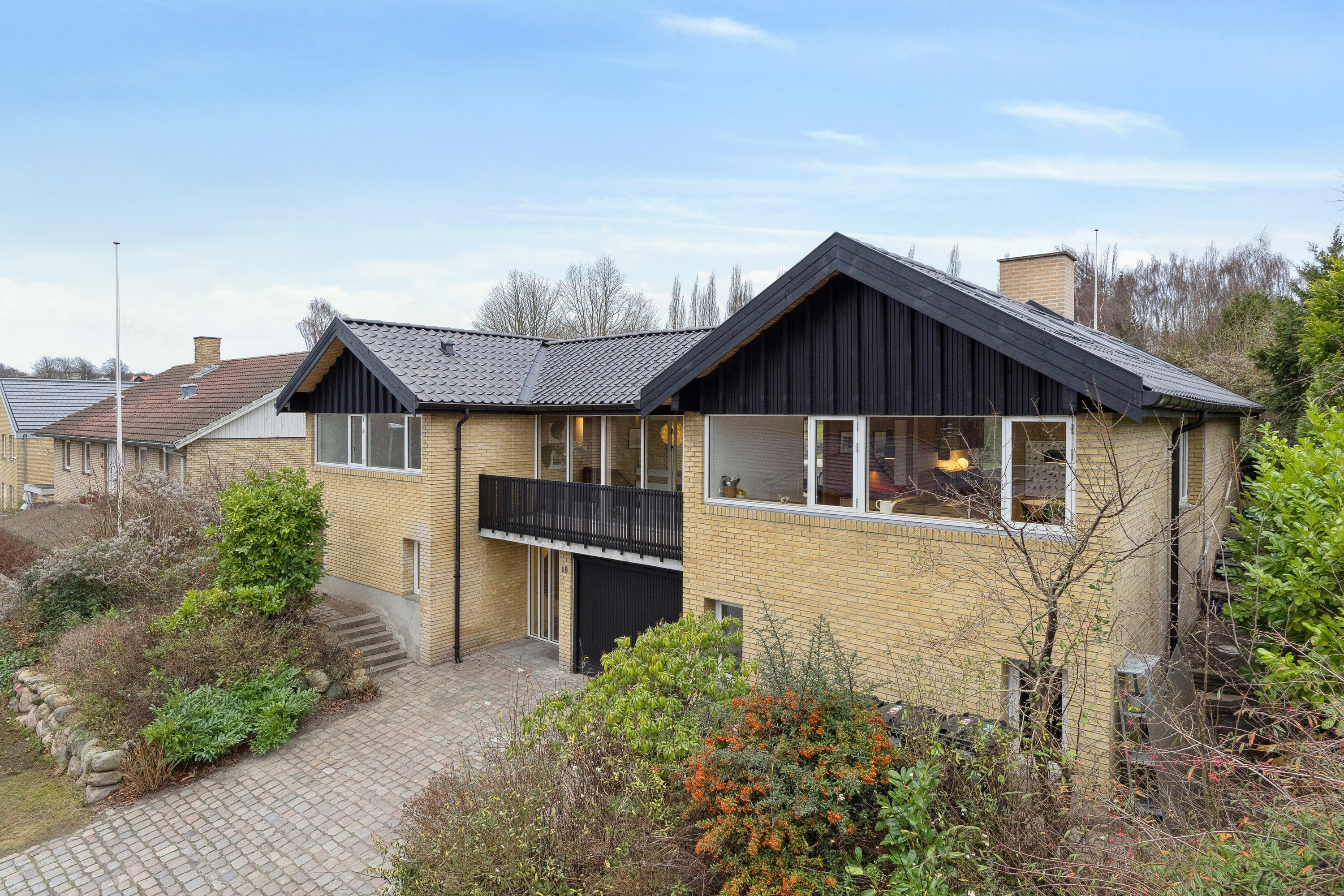 Fremhævet ejendommen billede i fuldskærmstilstand. Billede af Dalsvinget 18, Skåde, 8270 Højbjerg