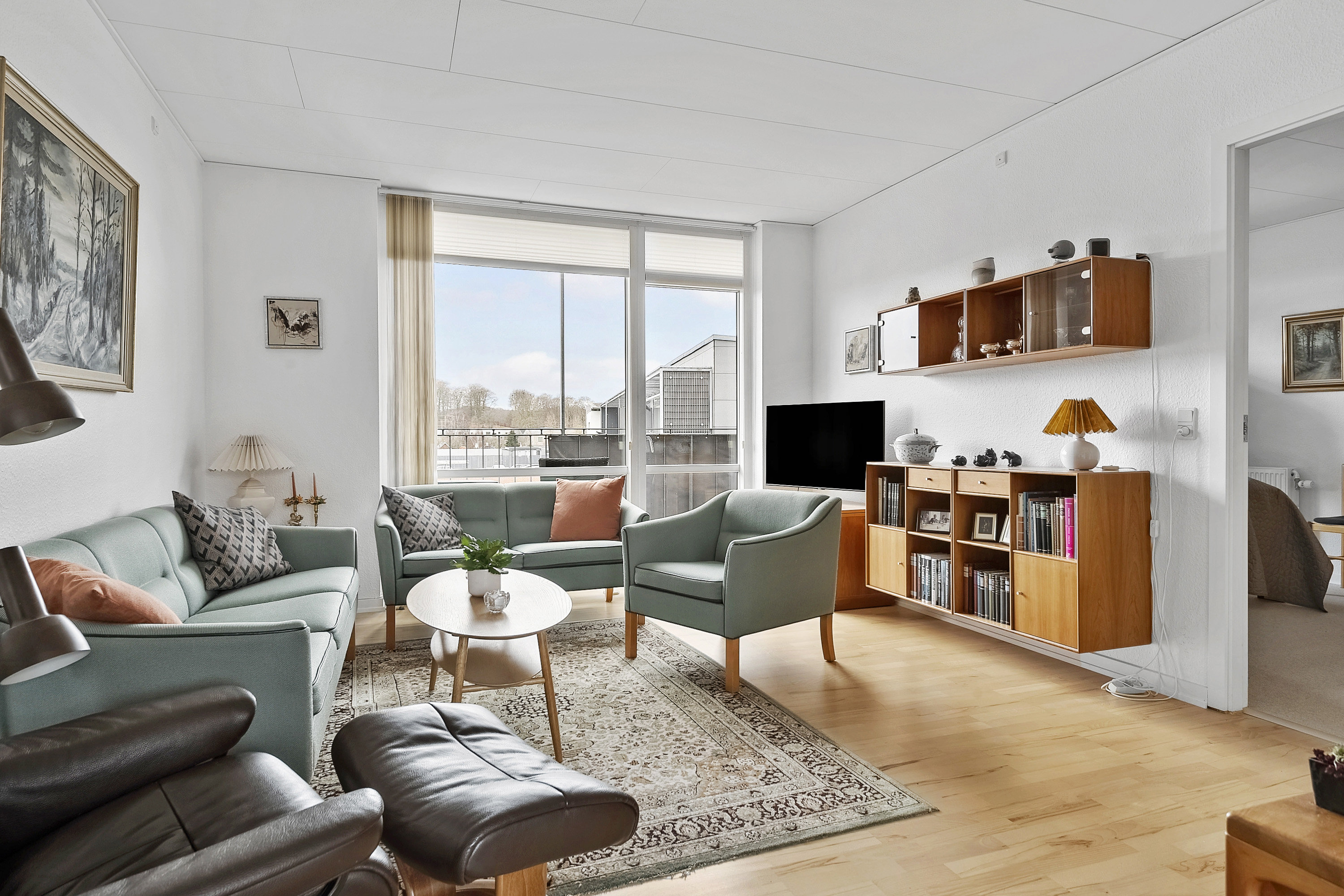 Fremhævet stue billede i fuldskærmstilstand. Billede af Banegårdsparken 3, 3. 4., 8300 Odder