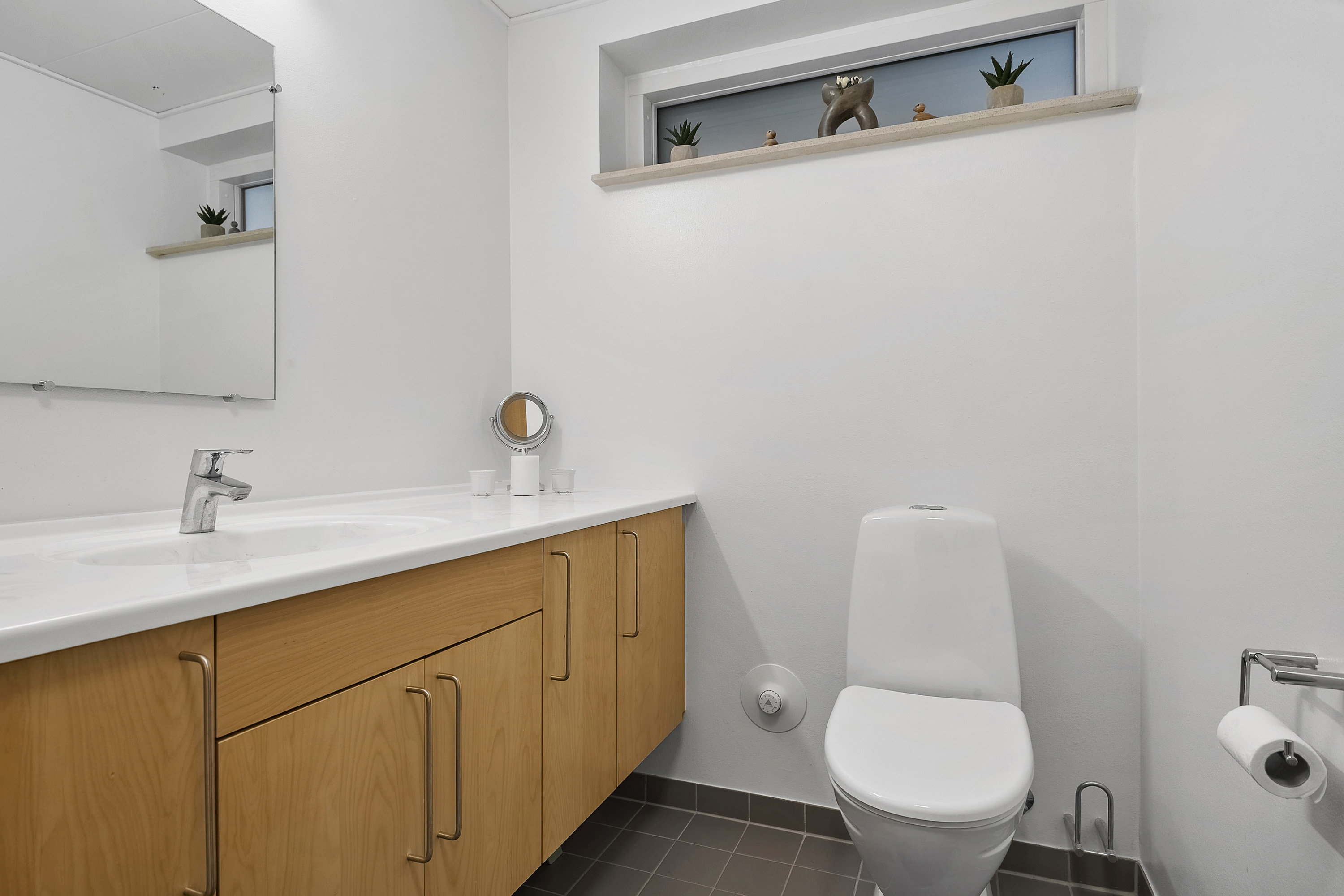 Fremhævet badeværelse billede i fuldskærmstilstand. Billede af Banegårdsparken 3, 3. 4., 8300 Odder