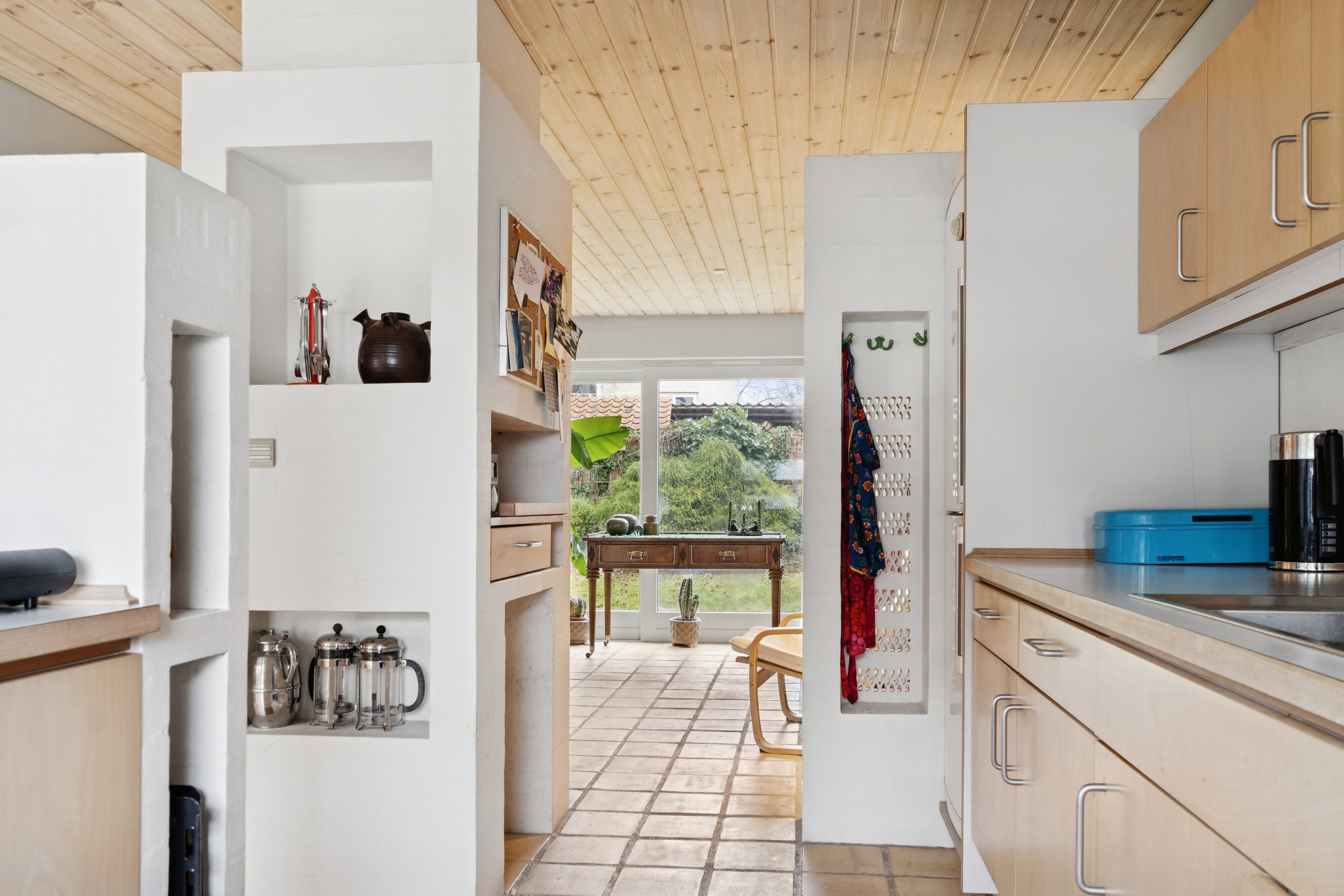 Fremhævet køkken billede i fuldskærmstilstand. Billede af Bredetvedvej 2, Bredetved, 4300 Holbæk