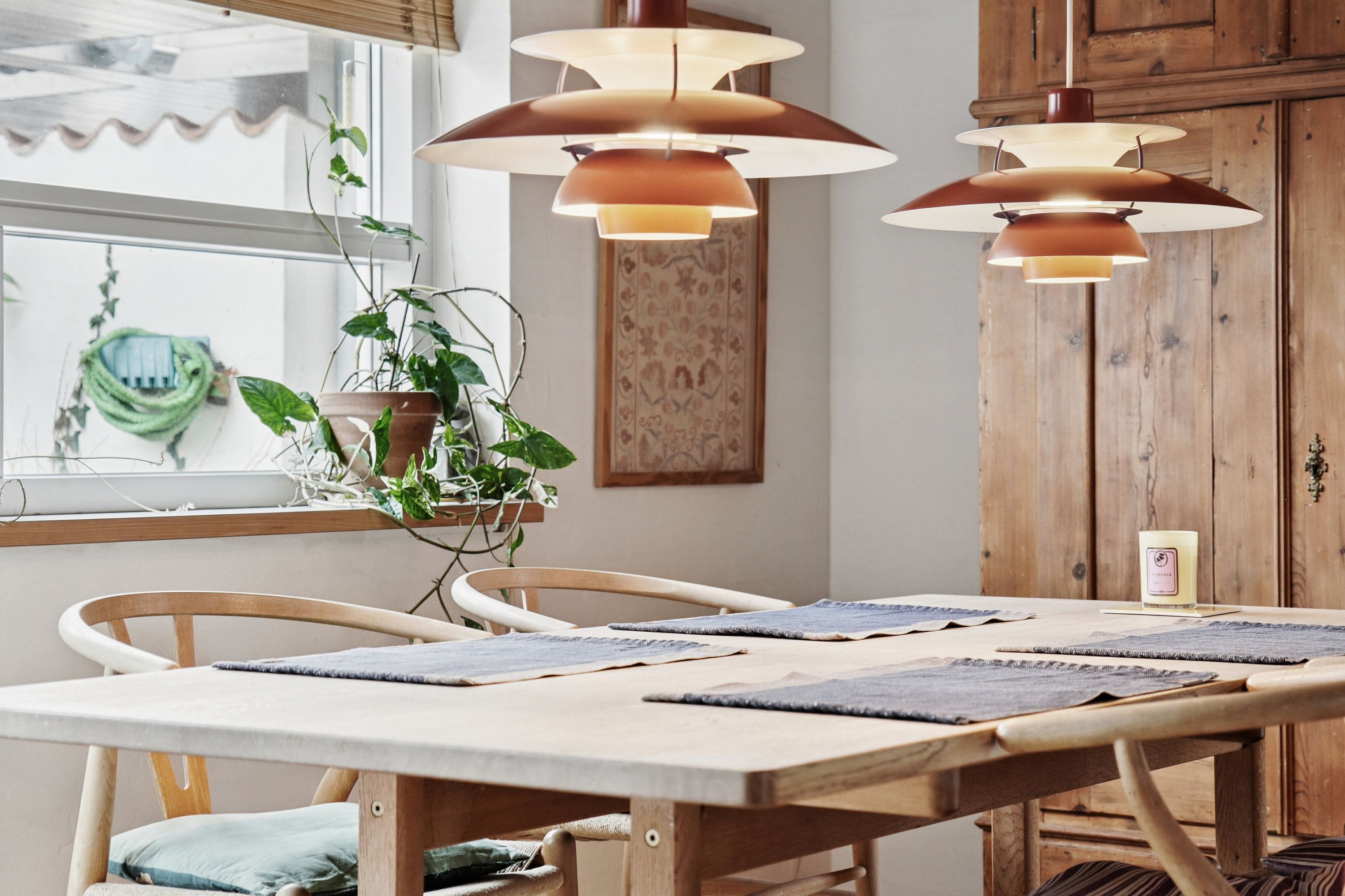 Fremhævet spisestue billede i fuldskærmstilstand. Billede af Bredetvedvej 2, Bredetved, 4300 Holbæk