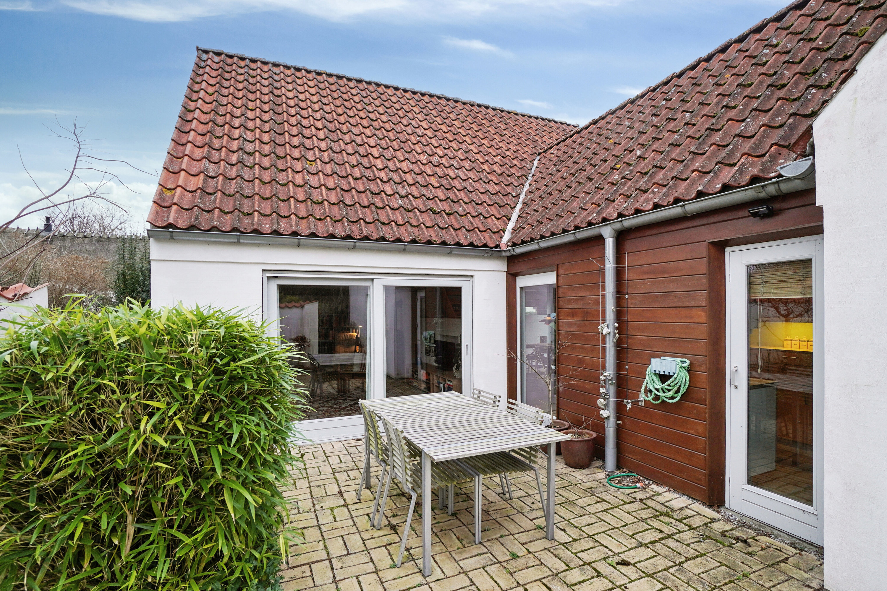 Fremhævet terrasse billede i fuldskærmstilstand. Billede af Bredetvedvej 2, Bredetved, 4300 Holbæk