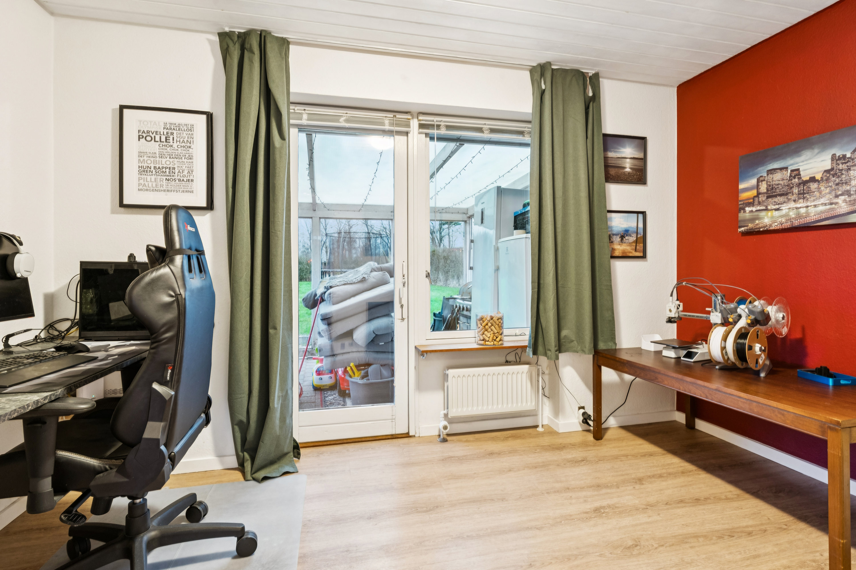 Fremhævet værelse billede i fuldskærmstilstand. Billede af Esbjergparken 8, 9220 Aalborg Øst