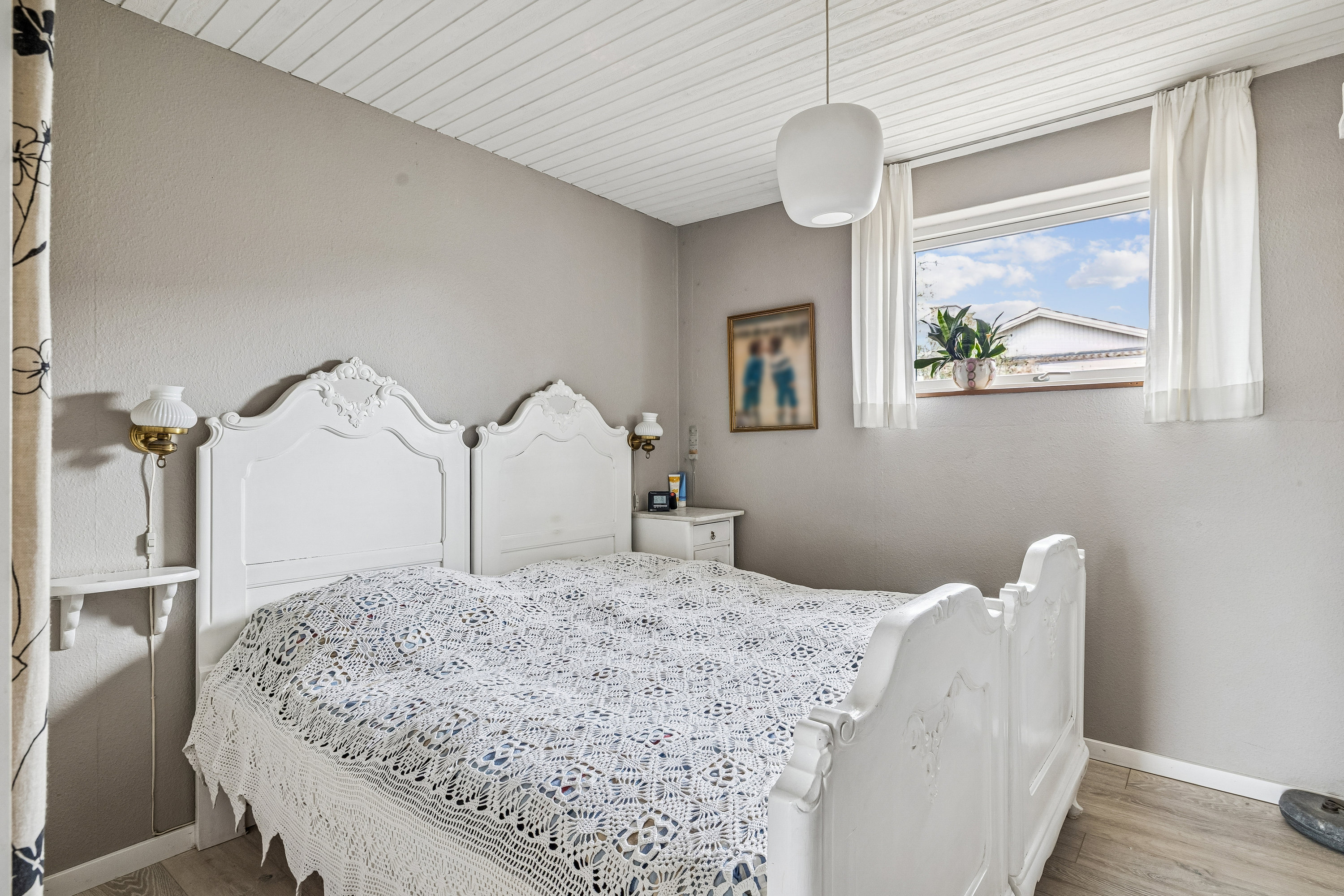 Fremhævet soveværelse billede i fuldskærmstilstand. Billede af Sønderbækparken 7, Fruering, 8660 Skanderborg