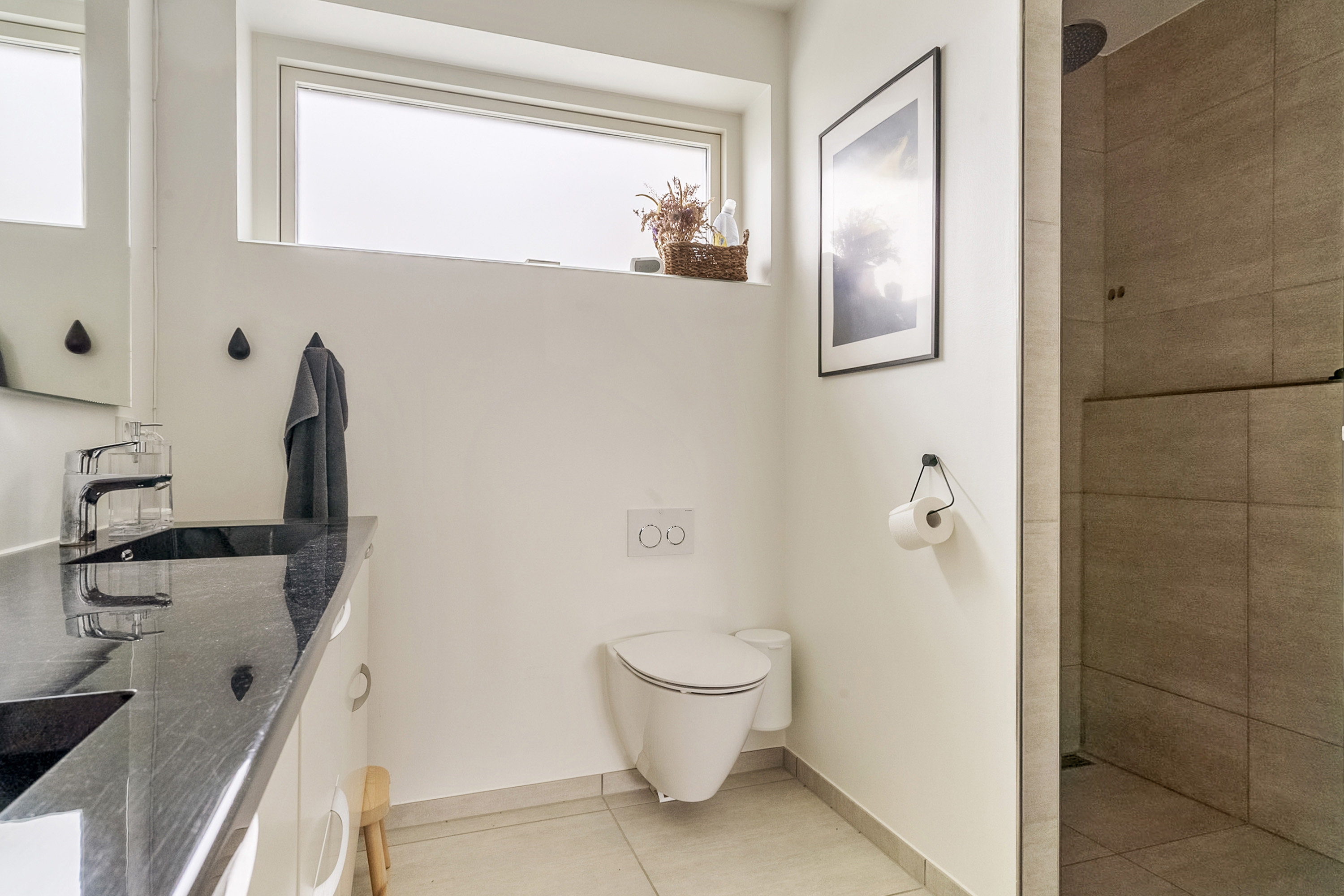 Fremhævet badeværelse billede i fuldskærmstilstand. Billede af Strået 5, 8751 Gedved