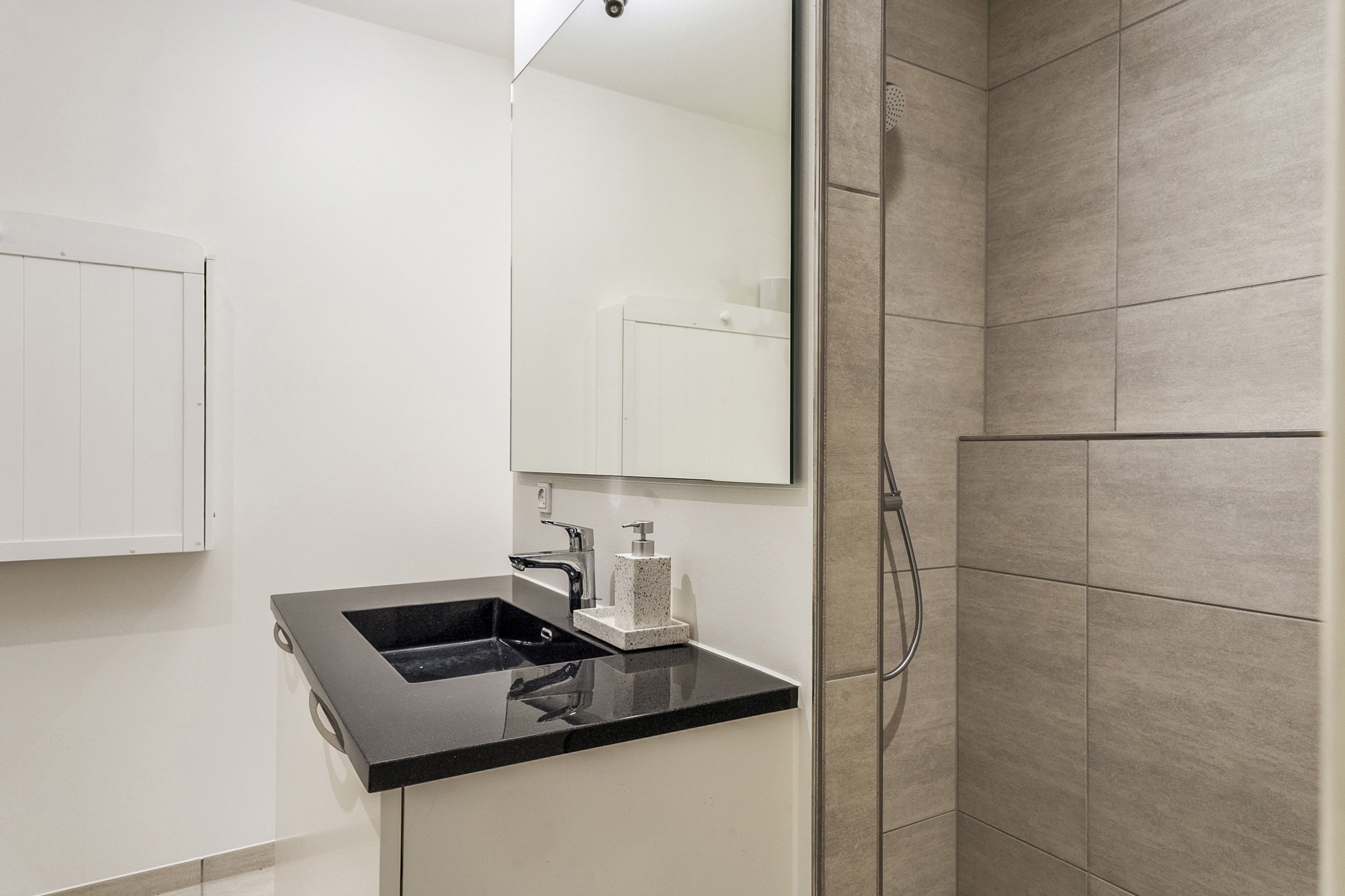 Fremhævet badeværelse billede i fuldskærmstilstand. Billede af Strået 5, 8751 Gedved