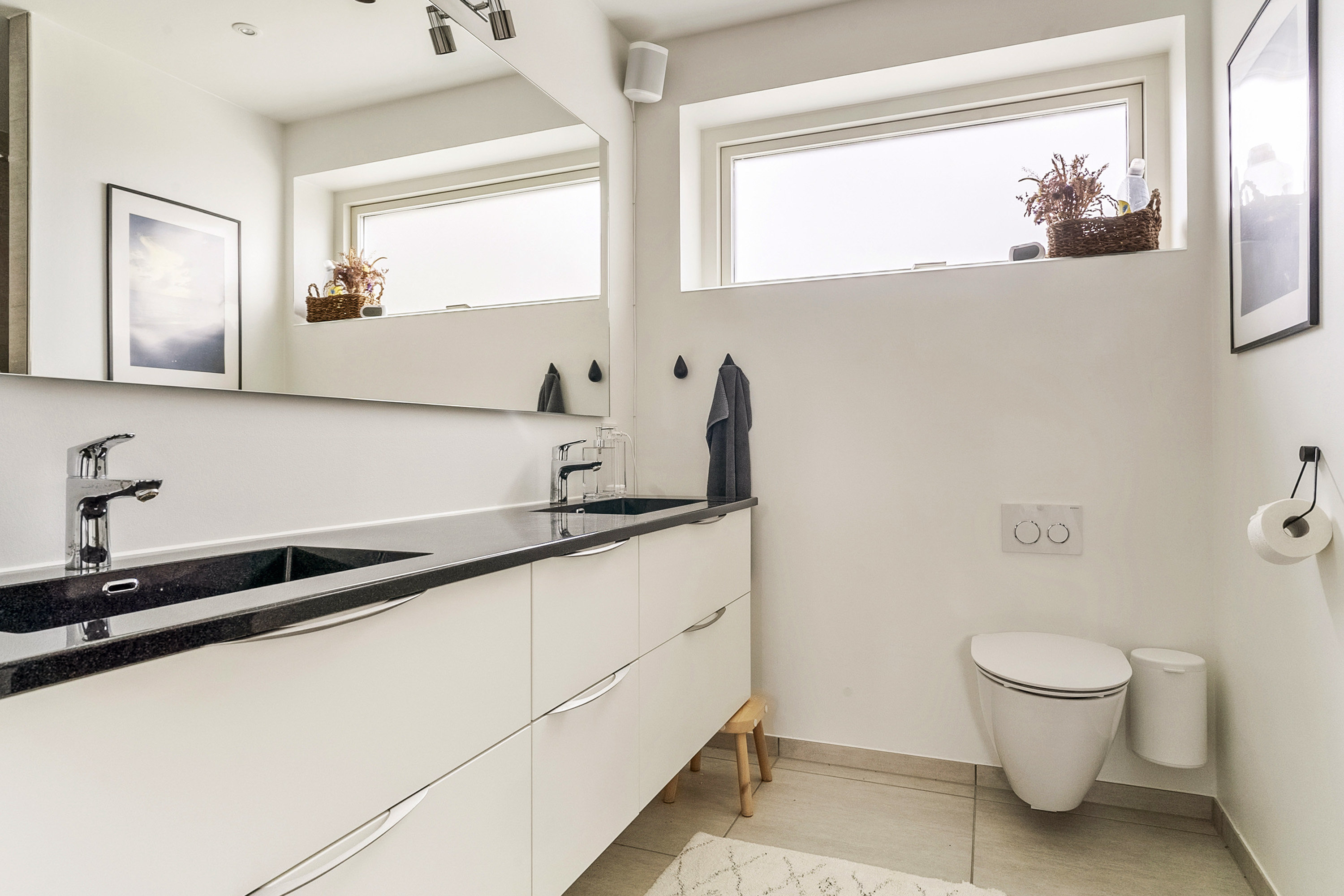 Fremhævet toilet billede i fuldskærmstilstand. Billede af Strået 5, 8751 Gedved