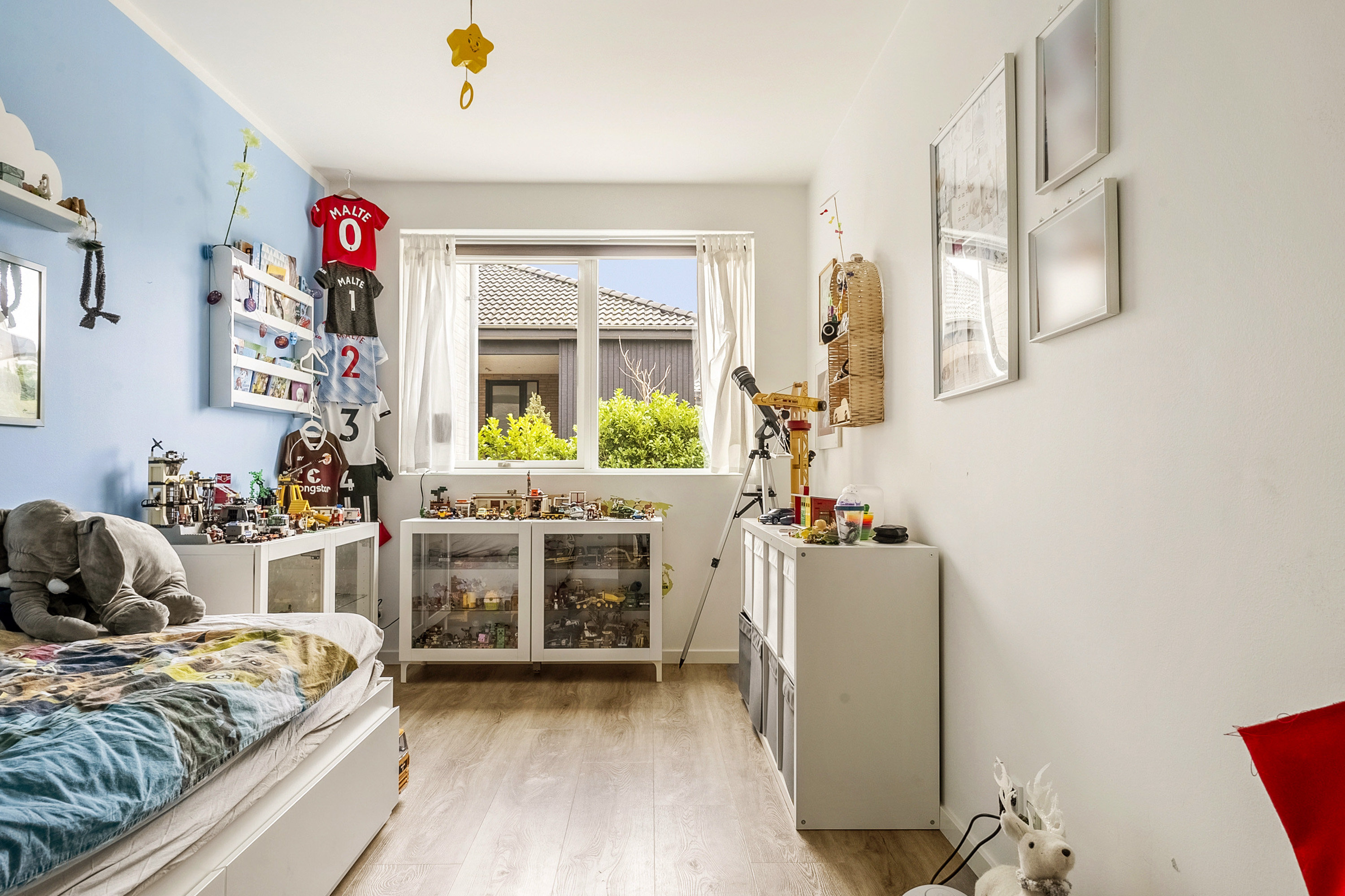 Fremhævet soveværelse billede i fuldskærmstilstand. Billede af Strået 5, 8751 Gedved