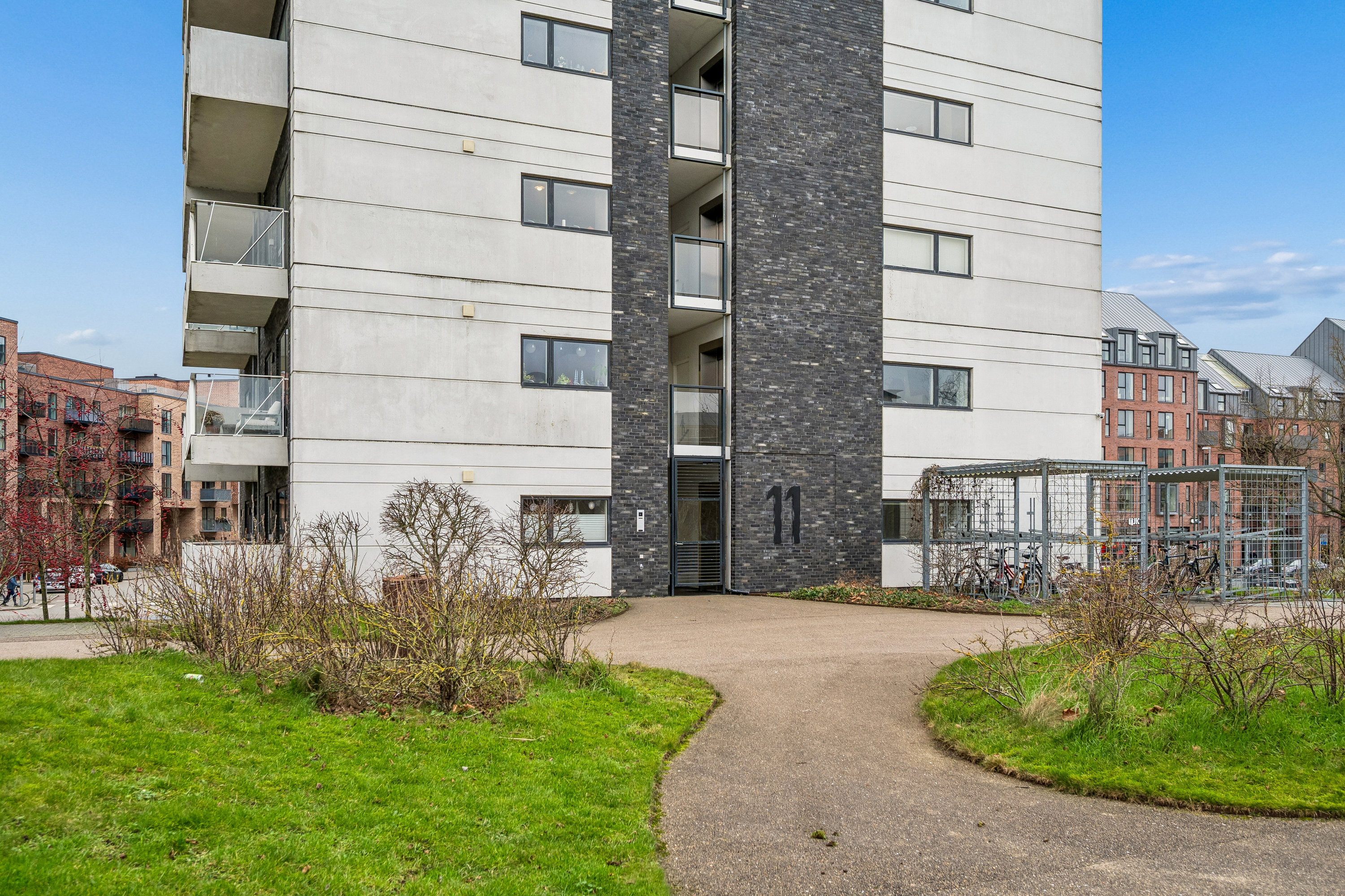 Fremhævet andet billede i fuldskærmstilstand. Billede af Åhusene 11, 5. 1., 8000 Aarhus C