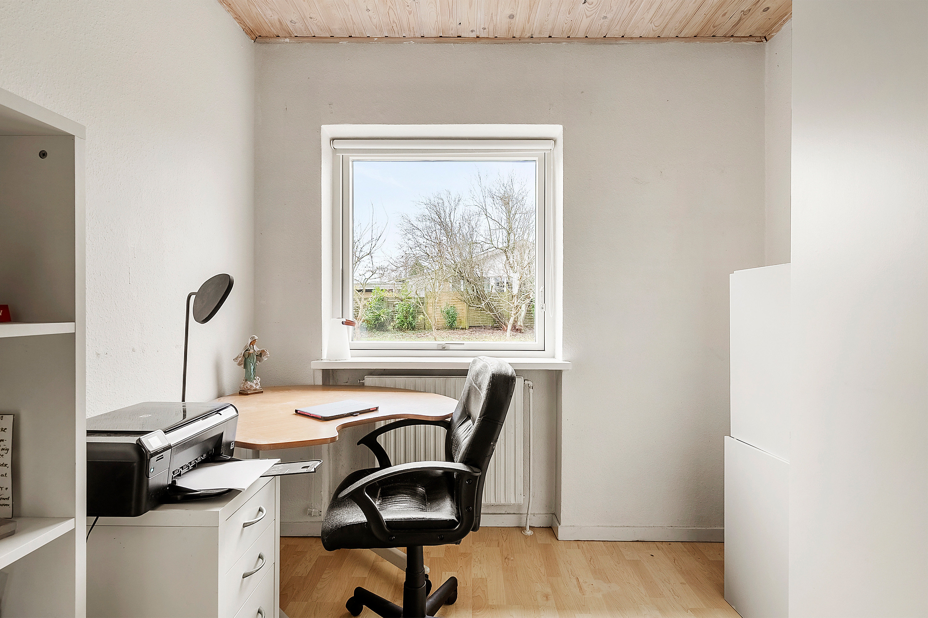 Fremhævet kontor billede i fuldskærmstilstand. Billede af Rosenvænget 38, 8362 Hørning