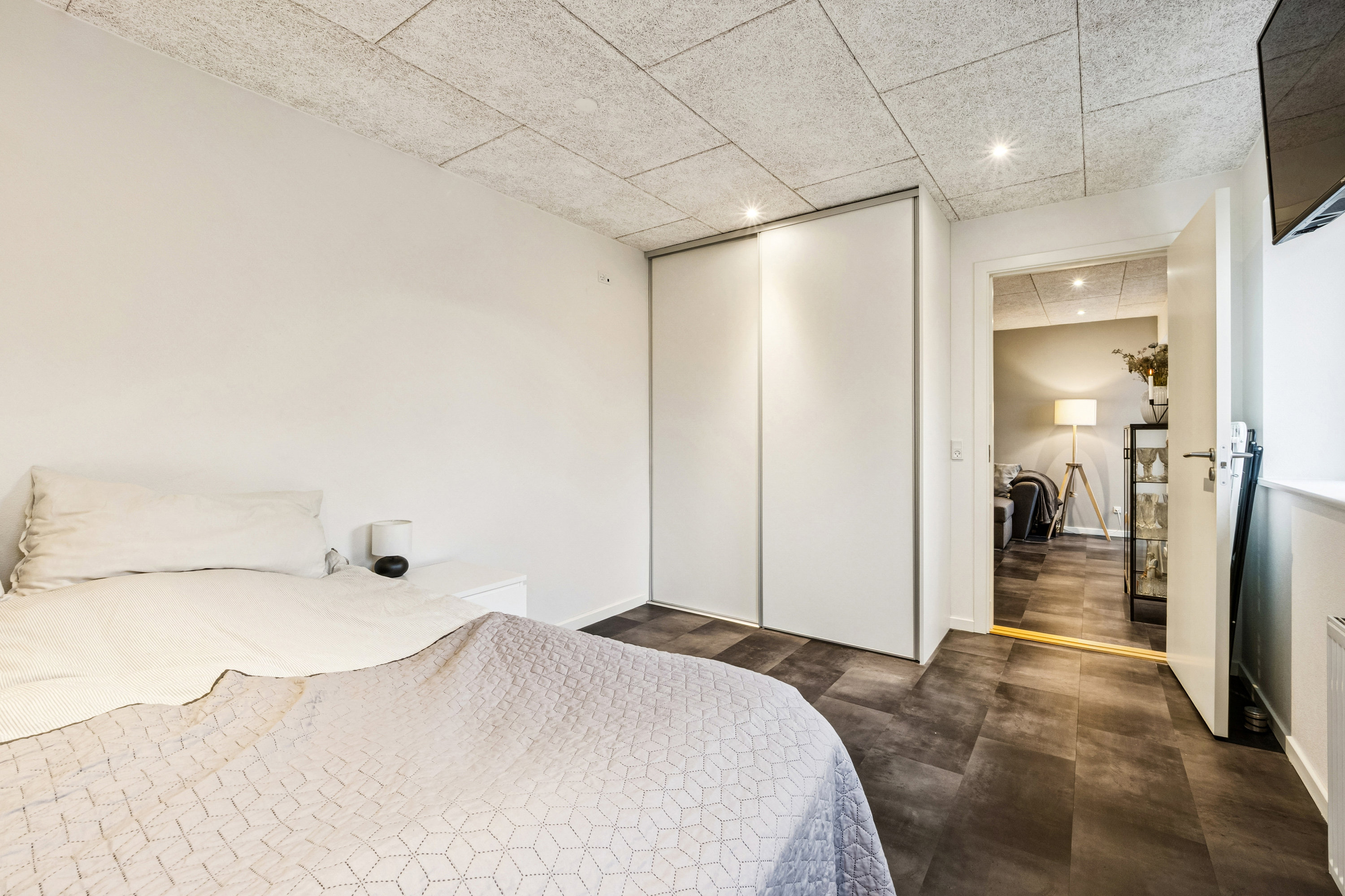 Fremhævet værelse billede i fuldskærmstilstand. Billede af Søndervej 16, Øster Jølby, 7950 Erslev